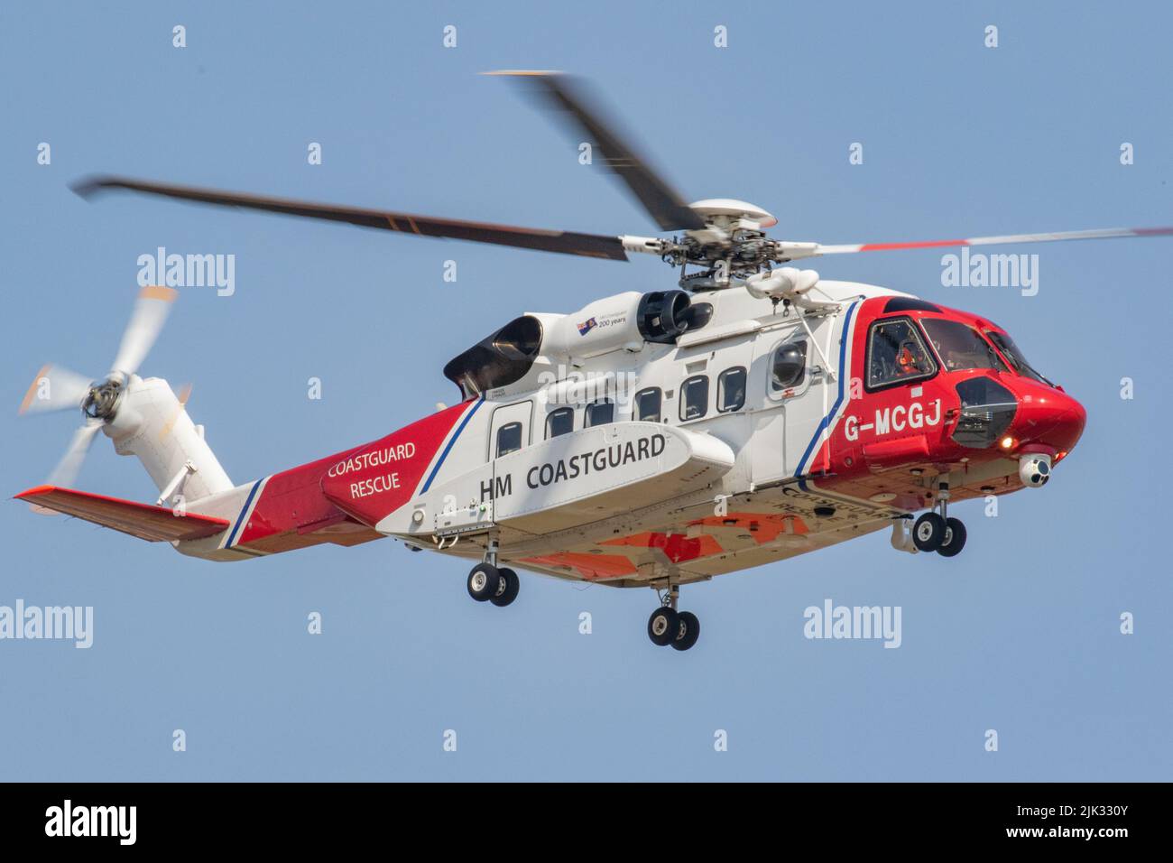 HM guardia costiera Sikorsky S-92A Helibus con partenza da RIAT 2022. Foto Stock