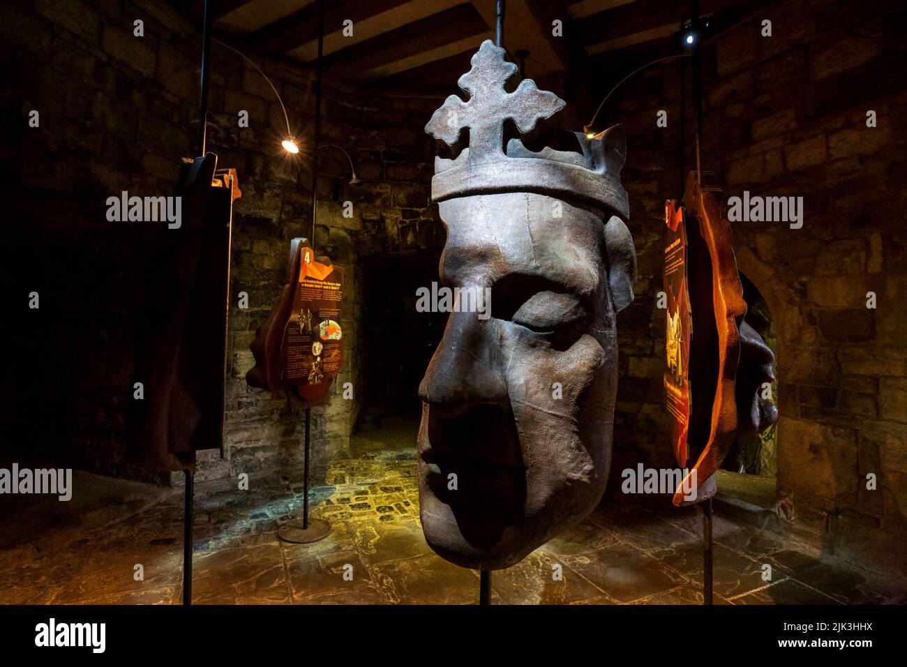 La mostra Edward i a Caernarfon Castle, Gwynedd, Galles del Nord Foto Stock