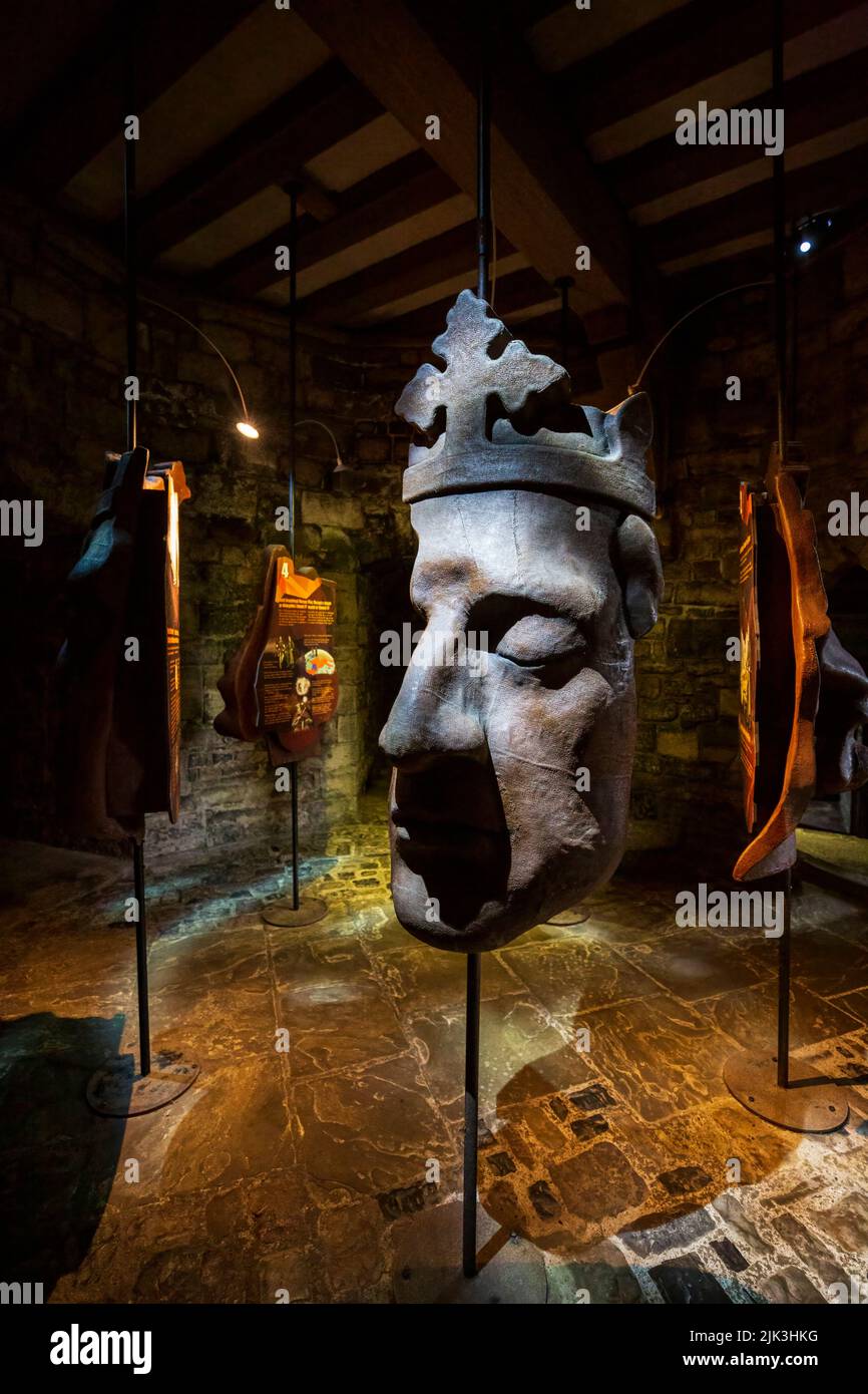 La mostra Edward i a Caernarfon Castle, Gwynedd, Galles del Nord Foto Stock