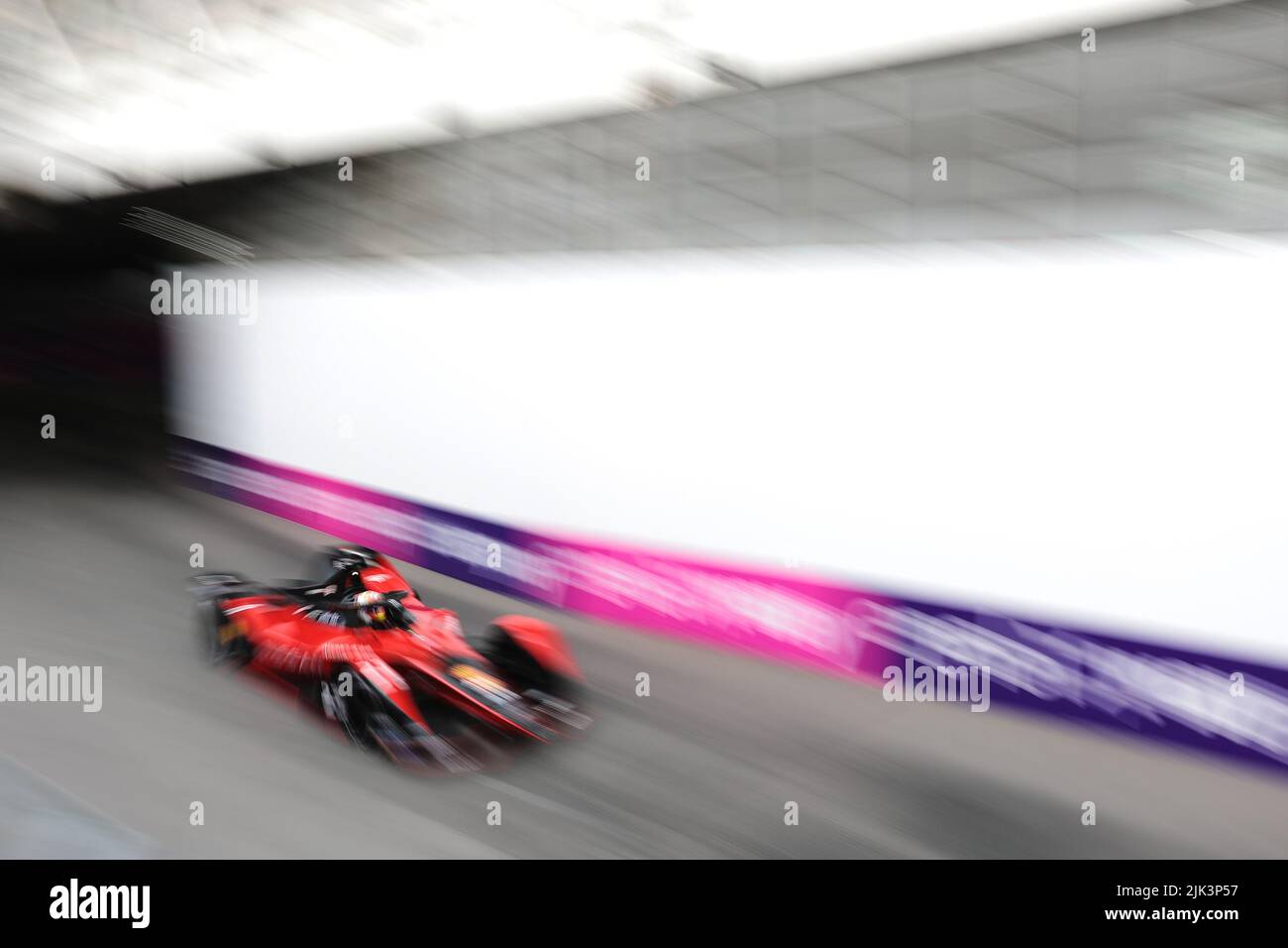 Londra, Regno Unito . 30th luglio 2022. 23 BUEMI Sebastien (swi), Nissan e.dams, Nissan IM03, in azione durante l'ePrix di Londra 2022, incontro 9th del Campionato del mondo di Formula e ABB FIA 2021-22, sull'Excel di Londra dal 30 al 31 luglio, a Londra, Regno Unito - Foto: Eric Alonso/DPPI/LiveMedia Credit: Independent Photo Agency/Alamy Live News Foto Stock