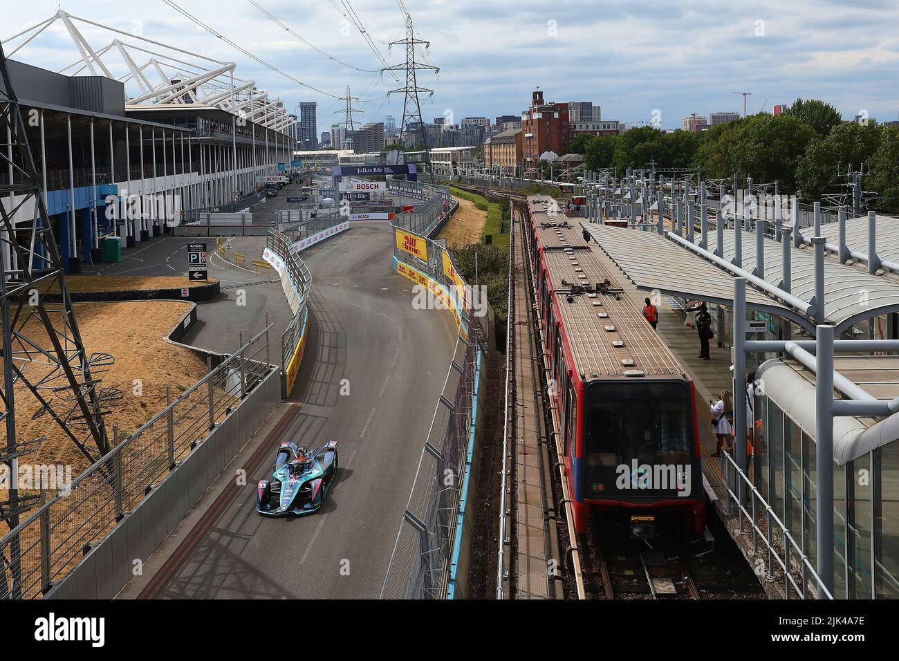 33 TICKTUM Dan (gbr), NIO 333 FE Team, NIO 333 001, in azione durante l'ePrix di Londra 2022, incontro del Campionato del mondo di Formula e ABB FIA 2021-22, sull'Excel di Londra dal 30 al 9th 31 luglio, a Londra, Regno Unito - Foto: Eric Alonso/DPPI/LiveMedia Foto Stock