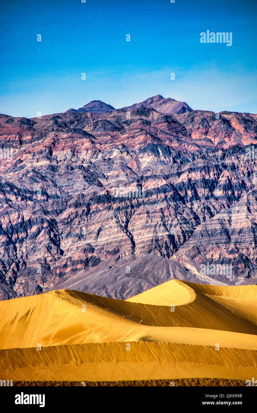 Dune di sabbia nel famoso Death Valley National Park, California, USA Foto Stock