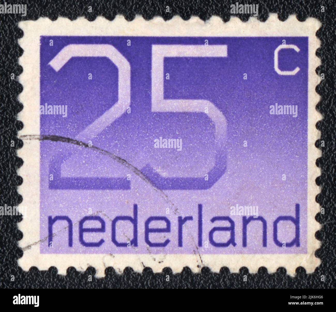 Un francobollo stampato in Olanda mostra venticinque centesimi 25 c nederland, circa 1982 Foto Stock