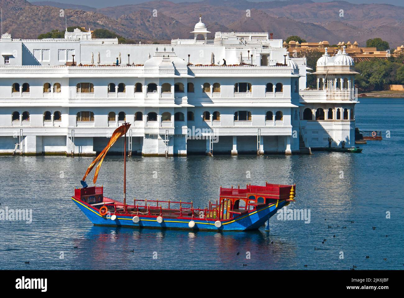 Taj Lake Palace, Lago Pichola, Udaipur, Rajasthan Stato dell'India Foto Stock