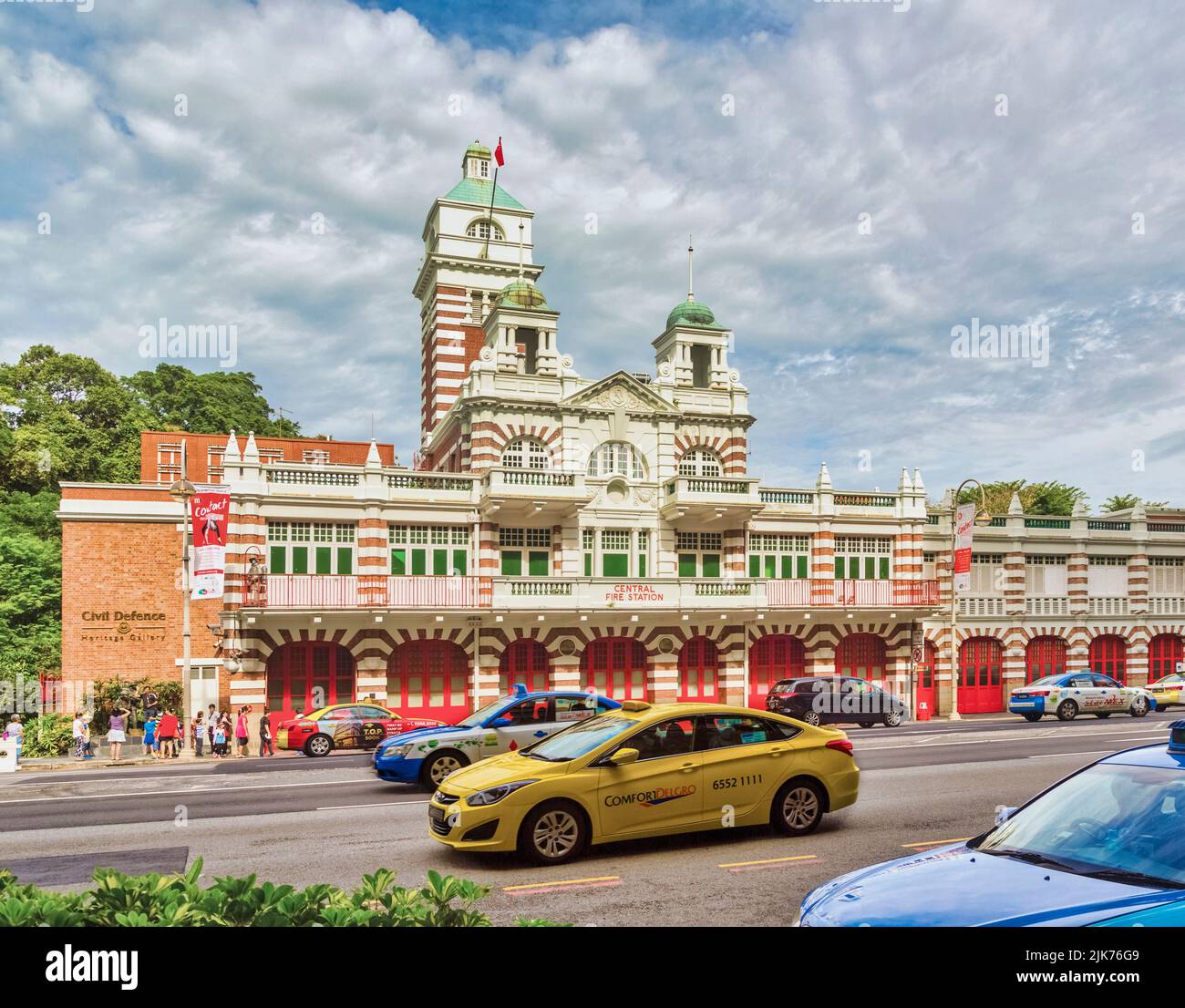 La Stazione Centrale dei vigili del fuoco, conosciuta anche come la Stazione dei vigili del fuoco di Hill Street, Repubblica di Singapore. L'edificio, che risale al 1909, è un Monumento Nazionale. Foto Stock
