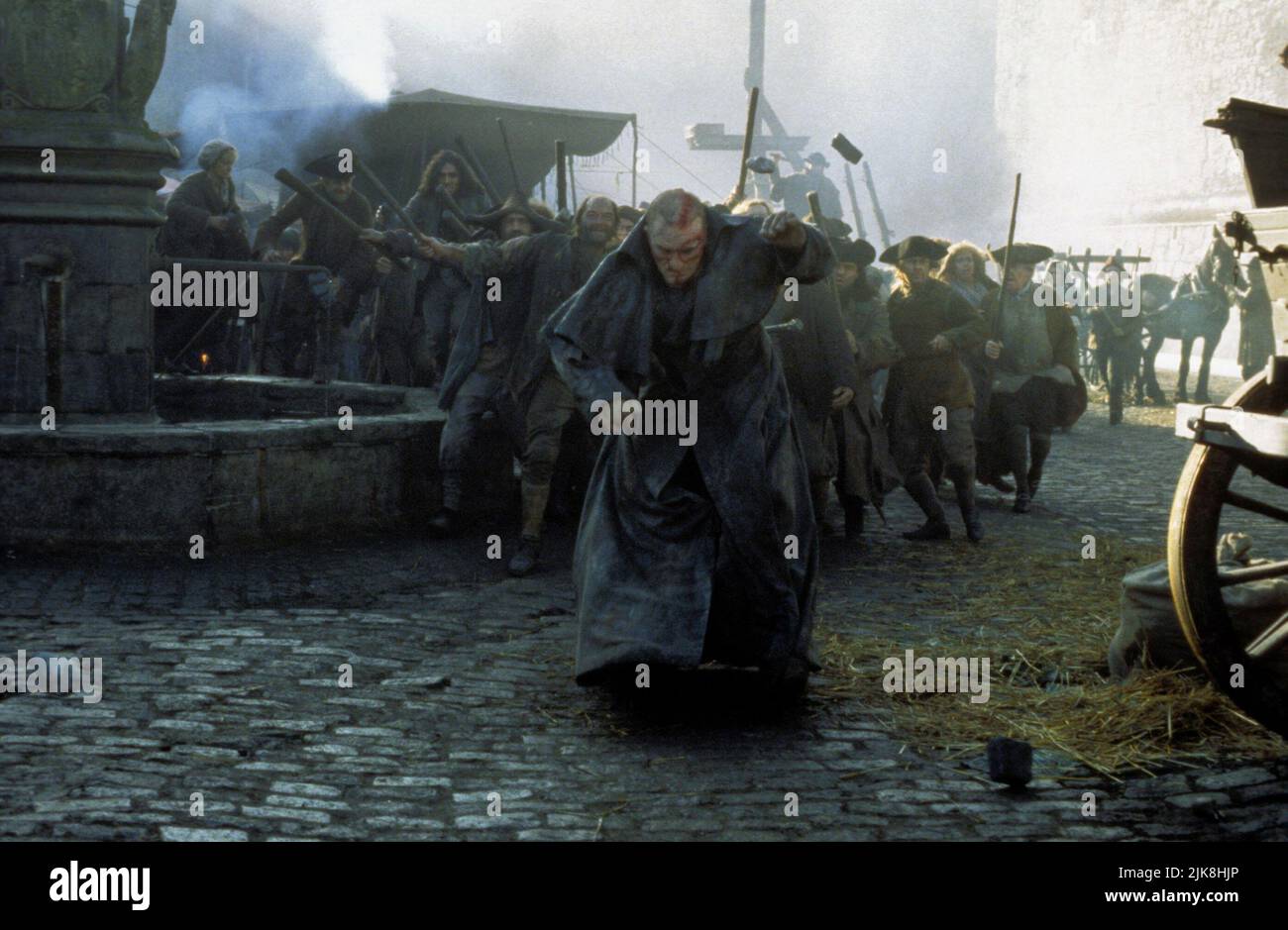 Robert De Niro Film: Frankenstein di Mary Shelley (USA/UK/JP 1994) personaggi: The creature / Literaturverfilmung (basato sul libro 'Frankenstein: Or, the Modern Prometheus' di Mary Shelley) regista: Kenneth Branagh 04 Novembre 1994 **ATTENZIONE** questa fotografia è solo per uso editoriale ed è il copyright delle IMMAGINI TRISTAR e/o del fotografo assegnato dalla Film o dalla Società di produzione e può essere riprodotta solo da pubblicazioni in concomitanza con la promozione del suddetto Film. È richiesto un credito obbligatorio per LE IMMAGINI TRISTAR. Il fotografo deve essere accreditato anche quando è noto. Foto Stock