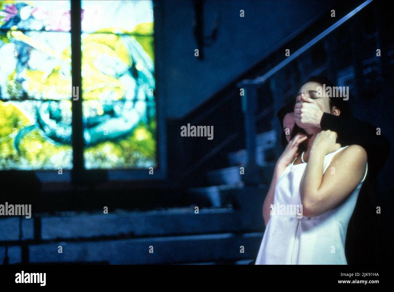 Drew Barrymore Film Doppelganger (1993) Characters: Holly Gooding Director: AVI Nesher 26 April 1993 **WARNING** questa fotografia è solo per uso editoriale ed è copyright di PLANET PRODUCTIONS e/o il fotografo assegnato dalla Film or Production Company e può essere riprodotta solo da pubblicazioni in concomitanza con la promozione del suddetto Film. È richiesto un credito obbligatorio per LE PRODUZIONI DEL PIANETA. Il fotografo deve essere accreditato anche se conosciuto. Nessun uso commerciale può essere concesso senza l'autorizzazione scritta di The Film Company. Foto Stock