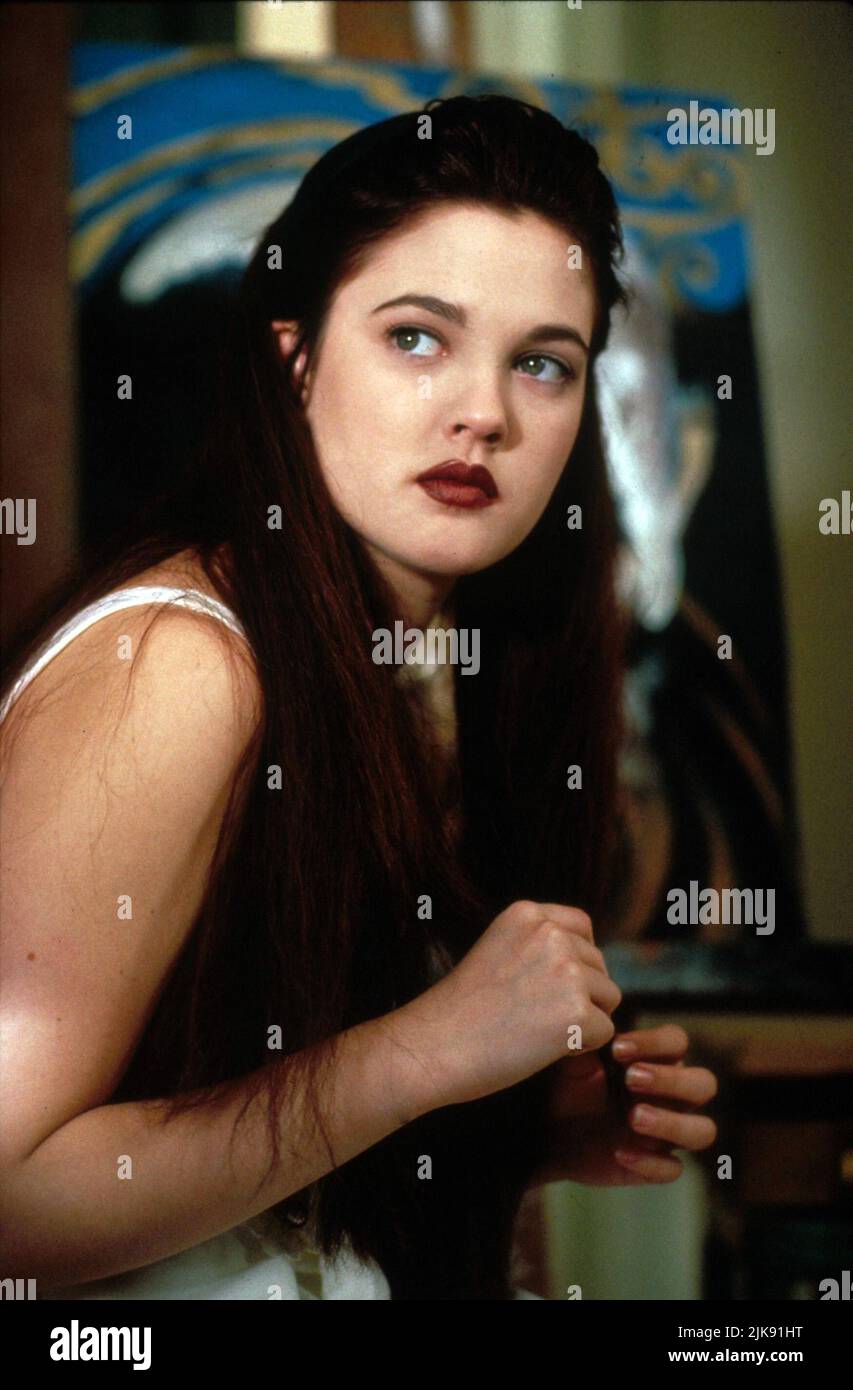 Drew Barrymore Film Doppelganger (1993) Characters: Holly Gooding Director: AVI Nesher 26 April 1993 **WARNING** questa fotografia è solo per uso editoriale ed è copyright di PLANET PRODUCTIONS e/o il fotografo assegnato dalla Film or Production Company e può essere riprodotta solo da pubblicazioni in concomitanza con la promozione del suddetto Film. È richiesto un credito obbligatorio per LE PRODUZIONI DEL PIANETA. Il fotografo deve essere accreditato anche se conosciuto. Nessun uso commerciale può essere concesso senza l'autorizzazione scritta di The Film Company. Foto Stock