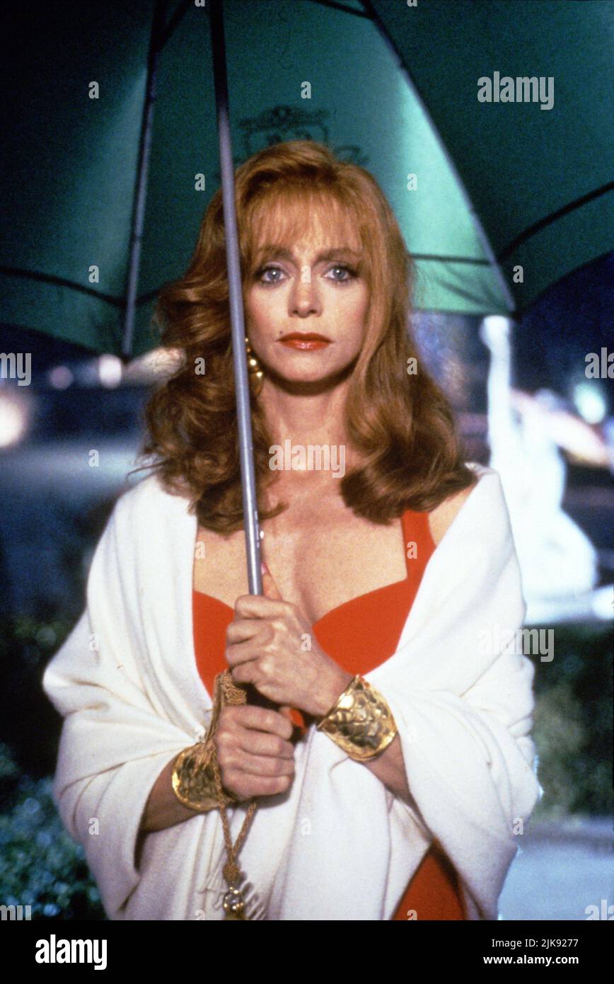 Goldie Hawn Film Death becomes Her (USA 1992) Character: Helen Sharp regista: Robert Zemeckis 31 luglio 1992 **WARNING** questa fotografia è solo per uso editoriale ed è copyright di UNIVERSAL e/o The Photographer assegnato dalla Film o Production Company e può essere riprodotta solo da pubblicazioni in concomitanza con la promozione del suddetto Film. È richiesto un credito obbligatorio a UNIVERSAL. Il fotografo deve essere accreditato anche se conosciuto. Nessun uso commerciale può essere concesso senza l'autorizzazione scritta di The Film Company. Foto Stock