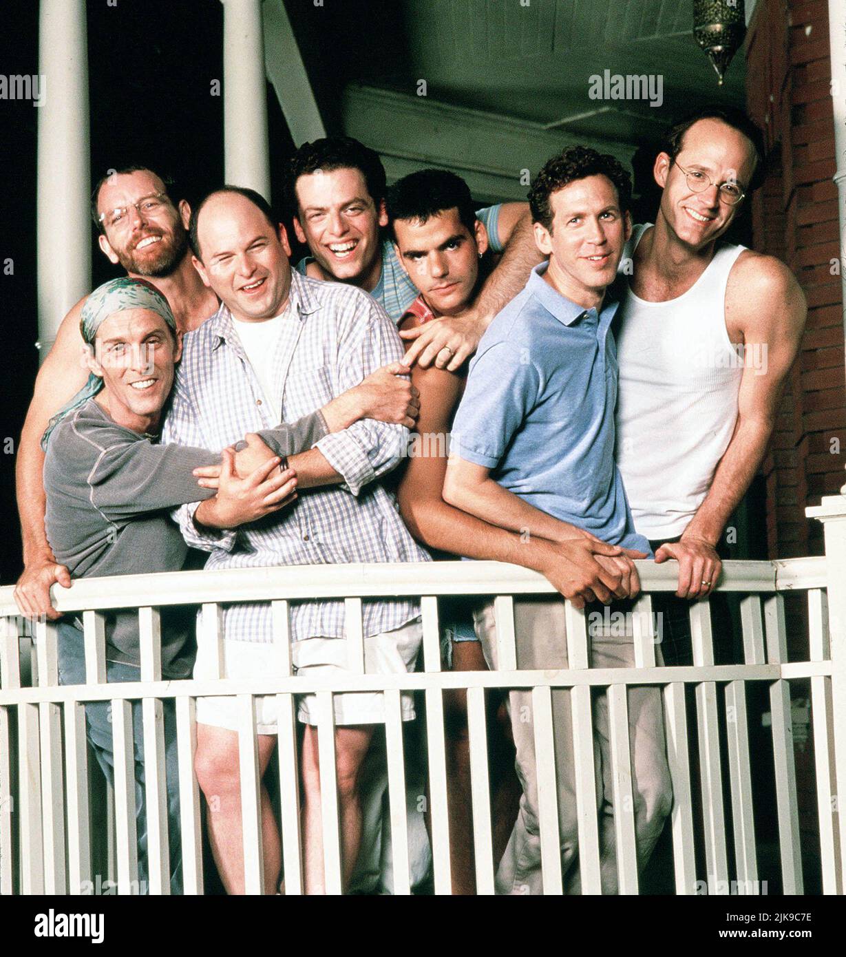 John Glover, Stephen Bogardus, Jason Alexander, Justin Kirk, Randy Becker, Stephen Spinella & John Benjamin Hickey Film: Amore! Valor! Compassione! (1997) personaggi: John Jeckyll, James Jeckyll, Gregory Mitchell, Buzz Hauser, Bobby Brahms, Ramon Fornos, Perry Sellars e Arthur Pape Direttore: Joe Mantello 25 Gennaio 1997 **ATTENZIONE** questa foto è solo ad uso editoriale ed è copyright DI FINE LINE e/o del fotografo assegnato dalla Film o dalla Production Company e può essere riprodotta solo da pubblicazioni in concomitanza con la promozione del suddetto Film. Un credito obbligatorio per AMMENDA li Foto Stock