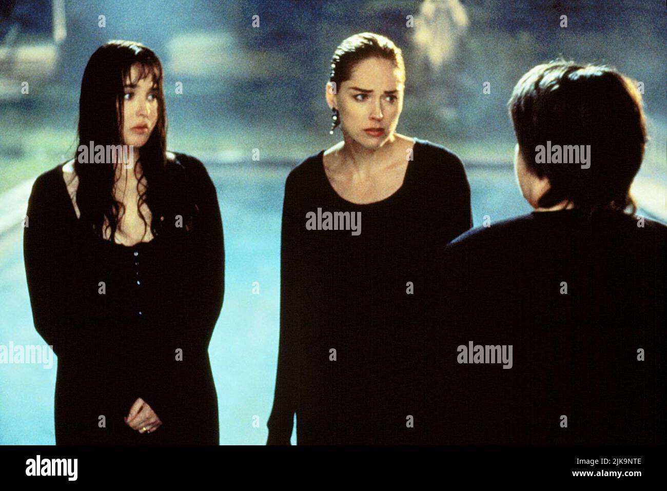 Isabelle Adjani, Sharon Stone, Kathy Bates Film: Diabolique (1996)  personaggi: Mia Baran, Nicole Horner, Det. Shirley Vogel Direttore:  Jeremiah S.Chechik 22 Marzo 1996 **ATTENZIONE** questa fotografia è ad uso  esclusivamente editoriale ed