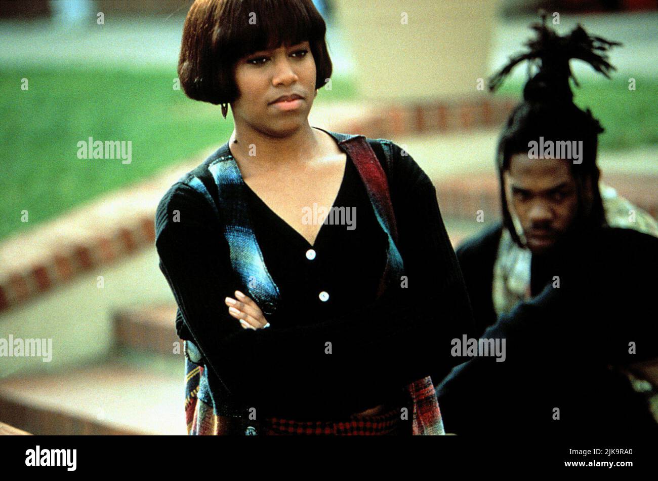 Regina King & busta Rhymes Film Higher Learning (1995) personaggi: Monet & Dreads (nel ruolo di busta Rhymez) regista: John Singleton 11 gennaio 1995 **ATTENZIONE** questa fotografia è ad uso esclusivamente editoriale ed è copyright DELLA COLUMBIA e/o del fotografo assegnato dalla Film o Production Company e può essere riprodotta solo da pubblicazioni in concomitanza con la promozione del suddetto Film. È richiesto un credito obbligatorio a COLUMBIA. Il fotografo deve essere accreditato anche se conosciuto. Nessun uso commerciale può essere concesso senza l'autorizzazione scritta di The Film Company. Foto Stock