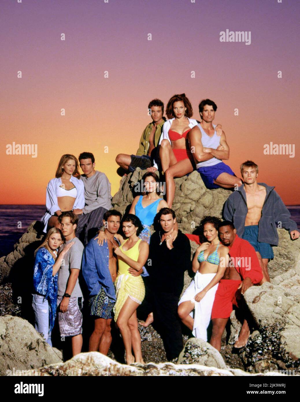 Nick stabile, Sarah Buxton, Peter Barton, Vanessa Dorman, Ashley Hamilton, Susan Ward, Dax Griffin, Adrienne Frantz, Randy Spelling, Hank Cheyne, Laura Harring, Clive Robertson, Sherri Saum e Jason George Televisione: Sunset Beach (1996) personaggi: Mark Wolper, Annie Douglas, Eddie Connors, Caitlin Richards, Cole St.John, Meg Cummings, Tim Truman, Tiffany Thorne (44 episodi, 1997), Sean Richards, Ricardo Torres, Paula Stevens, ben Vanart, 133 episodi, Evans e Evans, 1997 episodi: Josh Griffith 06 Gennaio 1997 **AVVISO** questa foto è solo per uso editoriale ed è il copyright di NBC e/o t Foto Stock