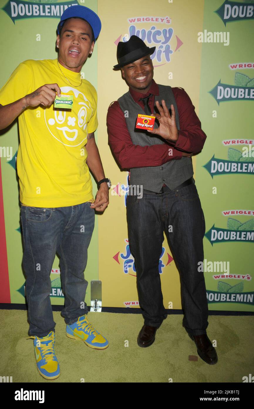 NEW YORK - LUGLIO 29: Chris Brown, ne-Yo partecipa a un concerto privato per il debutto dei celebri Wrigley's Gum Jingles al Nokia Theatre Times Square il 29 luglio 2008 a New York City People: Chris Brown, NE-Yo Foto Stock