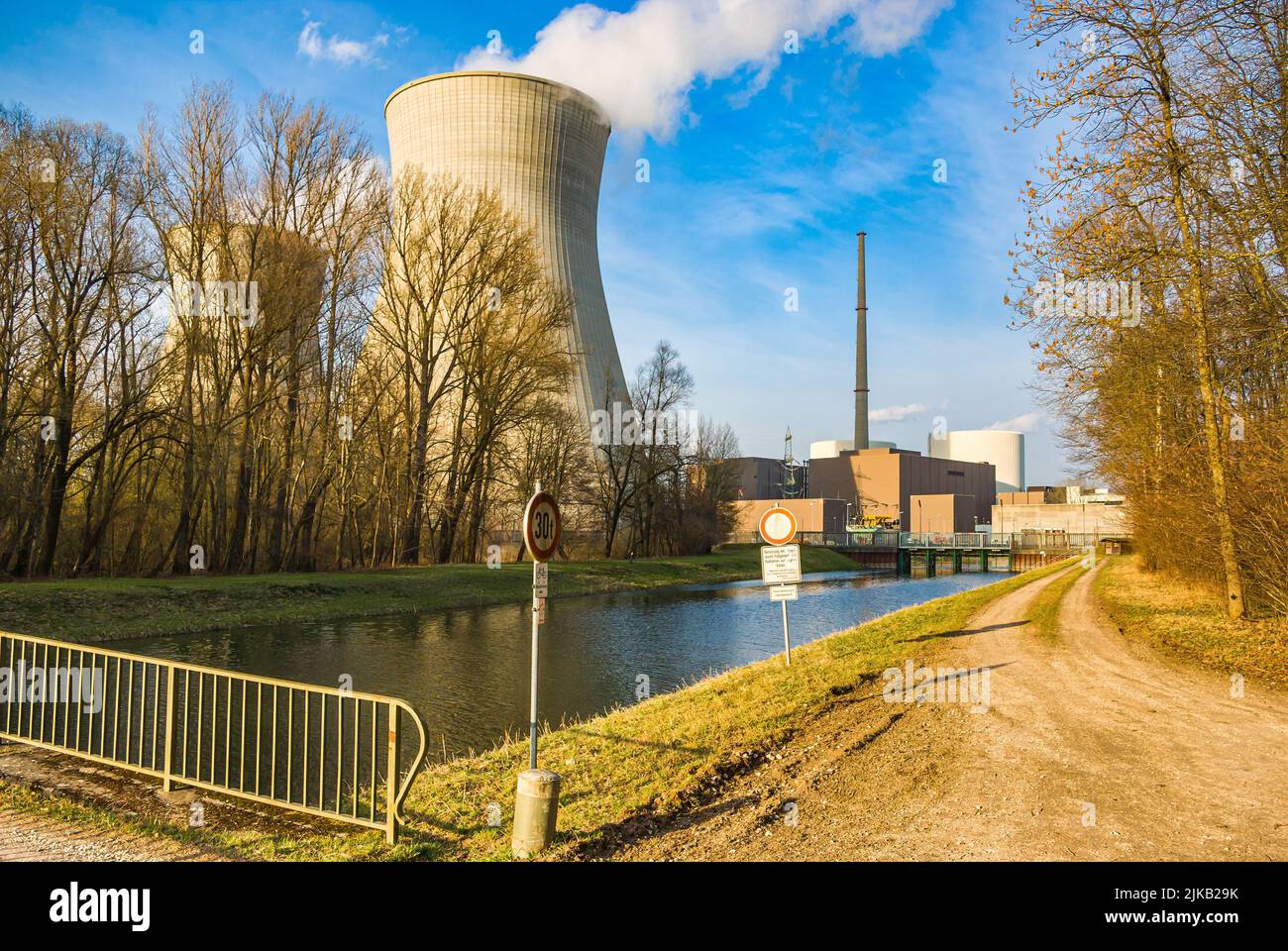 Centrale nucleare di Gundremmingen, Baviera, Germania, 25 marzo 2011. Foto Stock