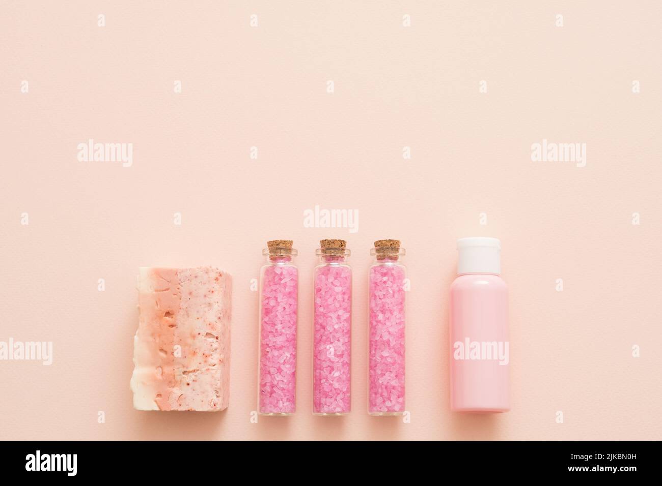 prodotti biologici per la cura della bellezza bagno sapone di sale Foto Stock