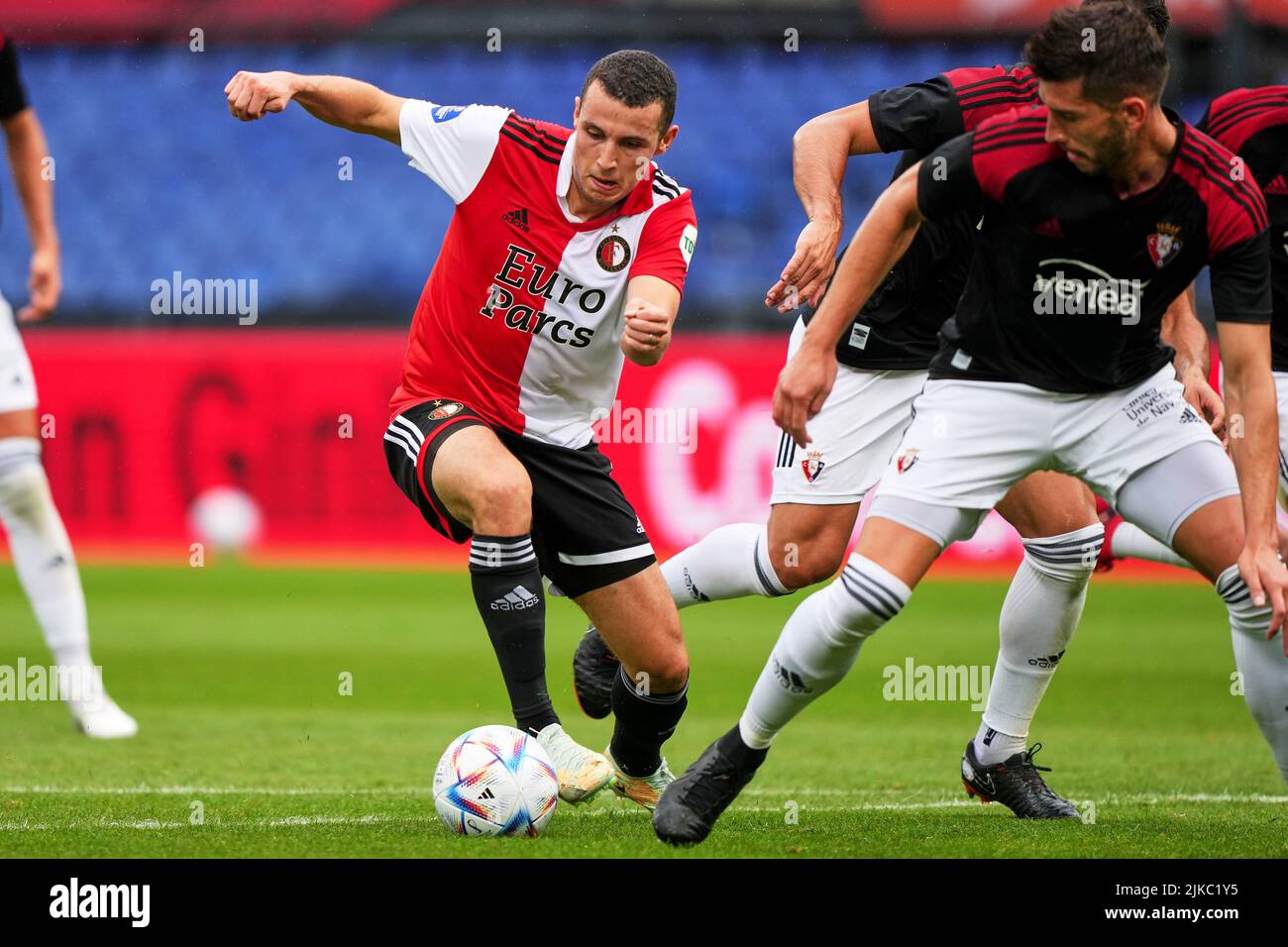 Rotterdam - Oussama Idrissi di Feyenoord durante la partita tra Feyenoord e CA Osasuna allo Stadion Feijenoord De Kuip il 31 luglio 2022 a Rotterdam, Paesi Bassi. (Da Box a Box Pictures/Tom Bode) Foto Stock