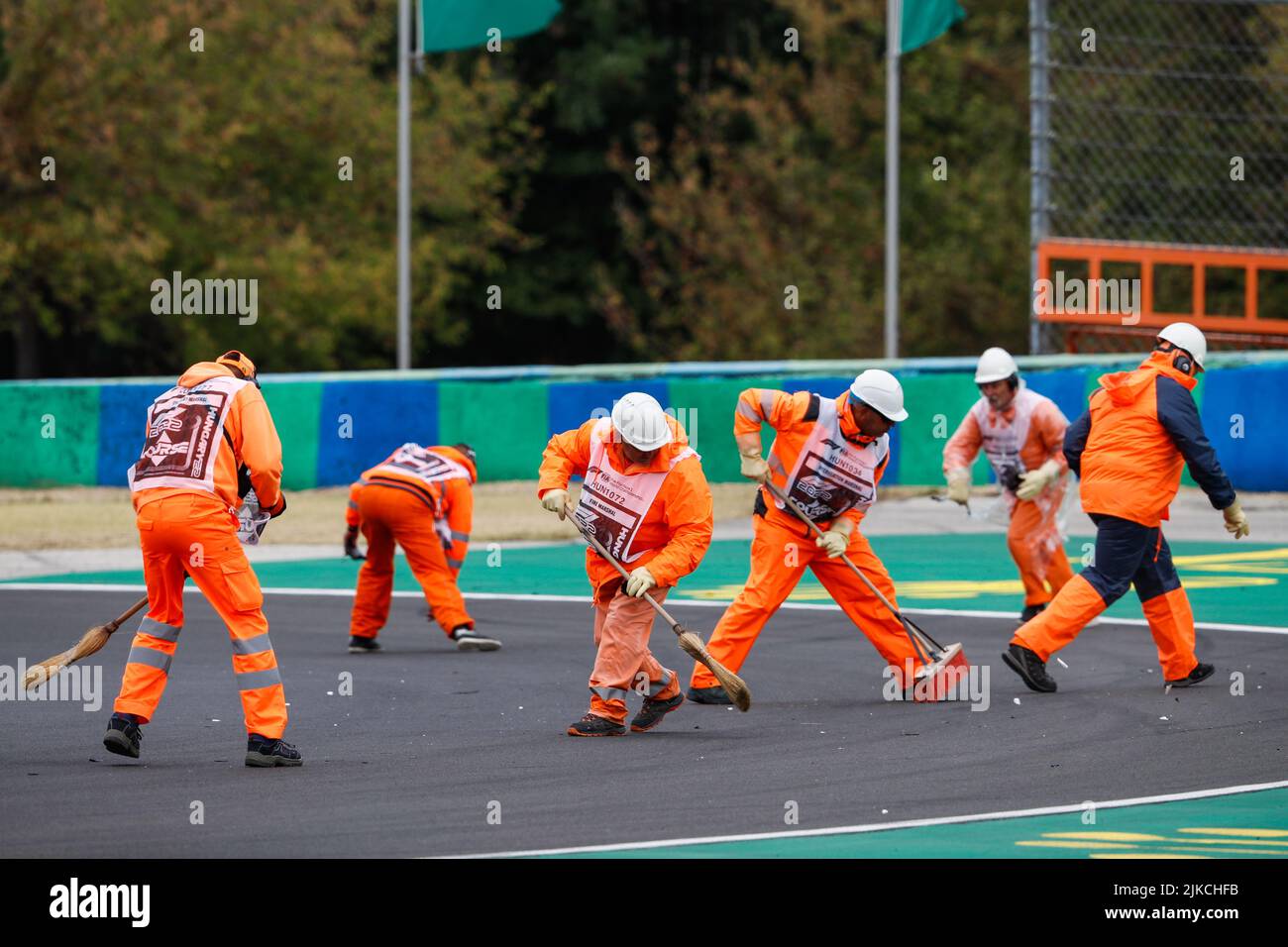 marshall, commissaire de piste, durante la Formula 1 Aramco Magyar Nagydij 2022, Gran Premio d'Ungheria 2022, 12th round del Campionato Mondiale di Formula uno FIA 2022 dal 28 al 31 luglio 2022 sull'Hungaroring, a Mogyorod, Ungheria - Foto: Antonin Vincent / DPPI/DPPI/LiveMedia Foto Stock
