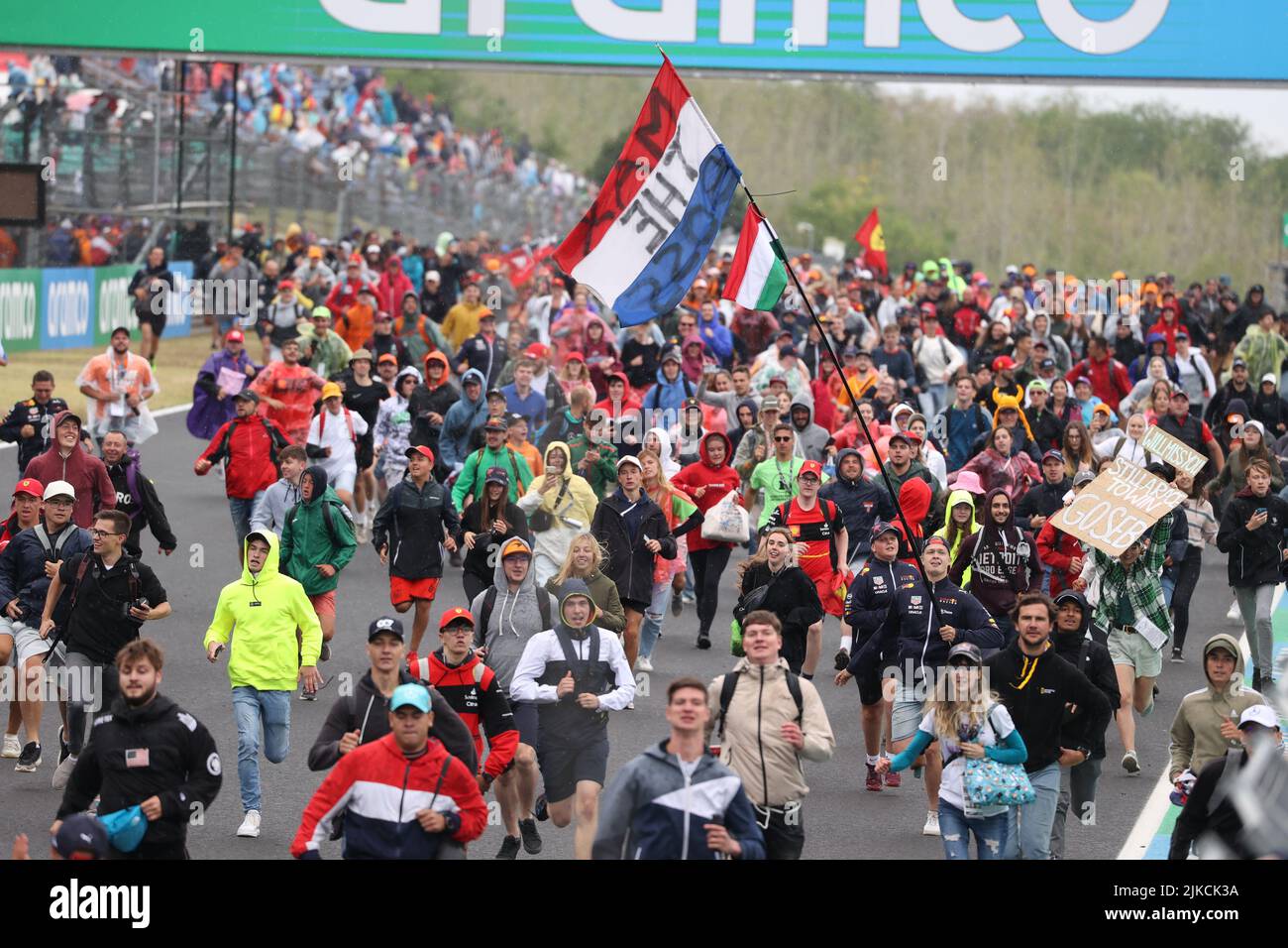 Spettatori, tifosi durante la Formula 1 Aramco Magyar Nagydij 2022, Gran Premio d'Ungheria 2022, 12th round del Campionato Mondiale di Formula uno FIA 2022 dal 28 al 31 luglio 2022 sull'Hungaroring, a Mogyorod, Ungheria - Foto: DPPI/DPPI/LiveMedia Foto Stock