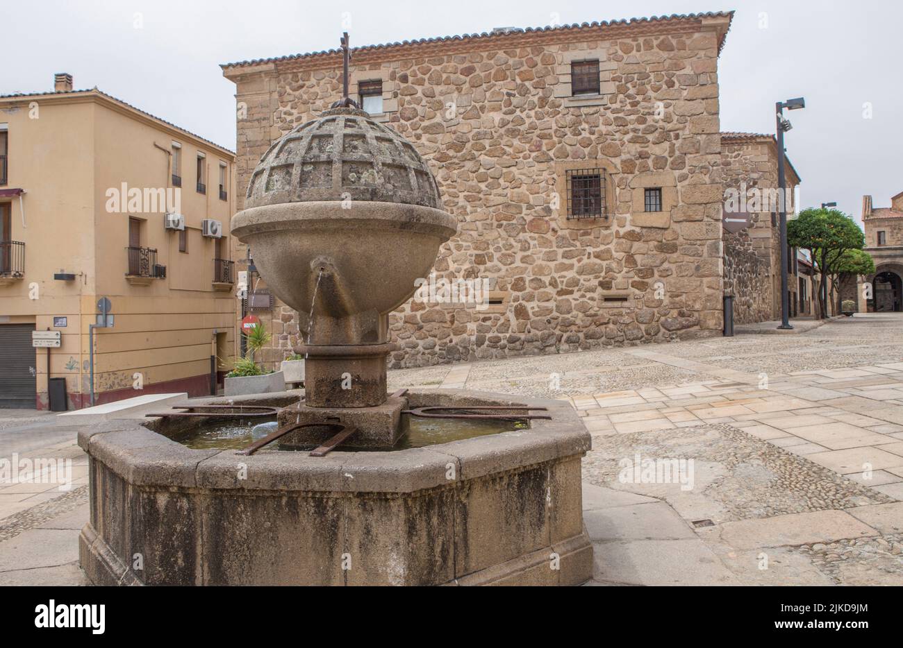 Piazza San Nicola, strada medievale a Plasencia Old Town, Caceres, Extremadura, Spagna. Foto Stock