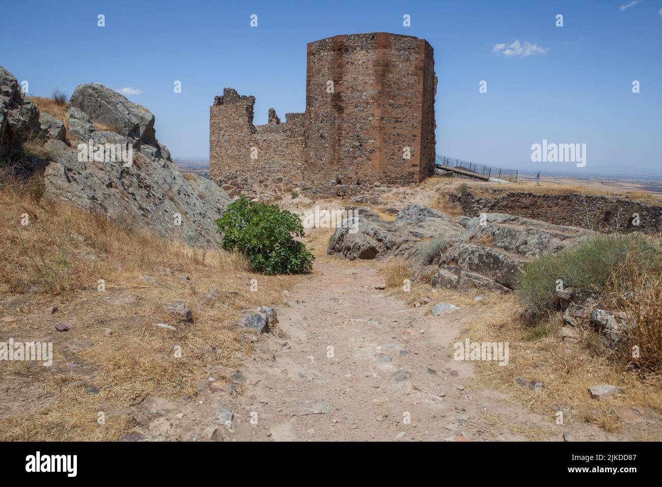 Magacela rimane foststress, Badajoz, Extremadura, Spagna. L'origine della fortezza era creduta pre-romana. Foto Stock