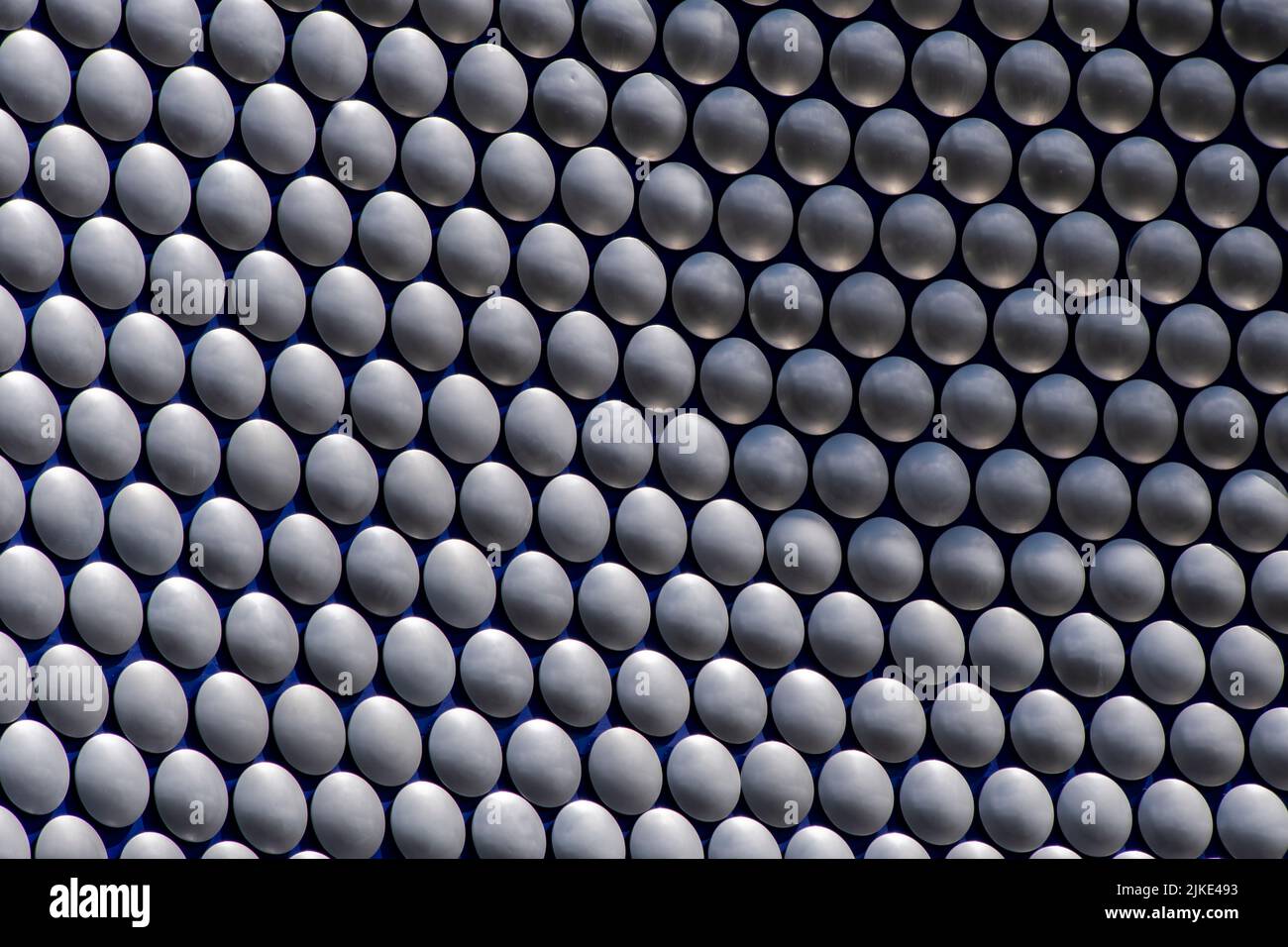 Il Selfridges Building a Birmingham, Inghilterra, dopo una recente ristrutturazione. Preso durante i Giochi del Commonwealth 2022. Foto Stock