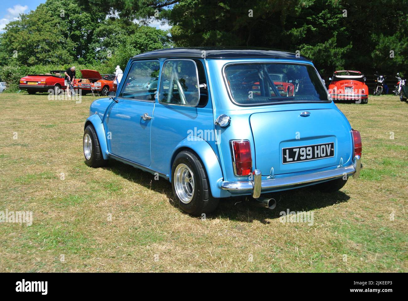 Una Rover Mini 1994 parcheggiata in mostra al 47th Historic Vehicle Gathering, Powderham, Devon, Inghilterra, Regno Unito. Foto Stock