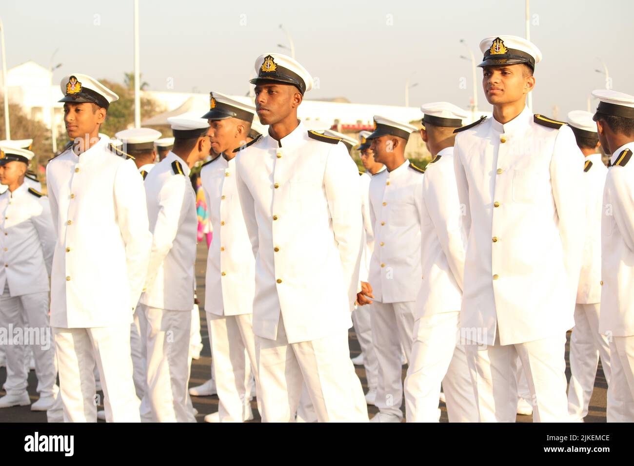 Chennai, Tamilnadu / India - Gennaio 01 2020 : scout indiani o studenti della scuola pronti per la parata alla spiaggia di Chennai marina in occasione della Repubblica dell'India Foto Stock