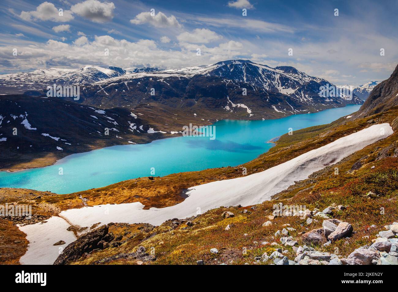 Besseggen sopra il lago Gjende a Jotunheimen, Norvegia, Nord Europa Foto Stock