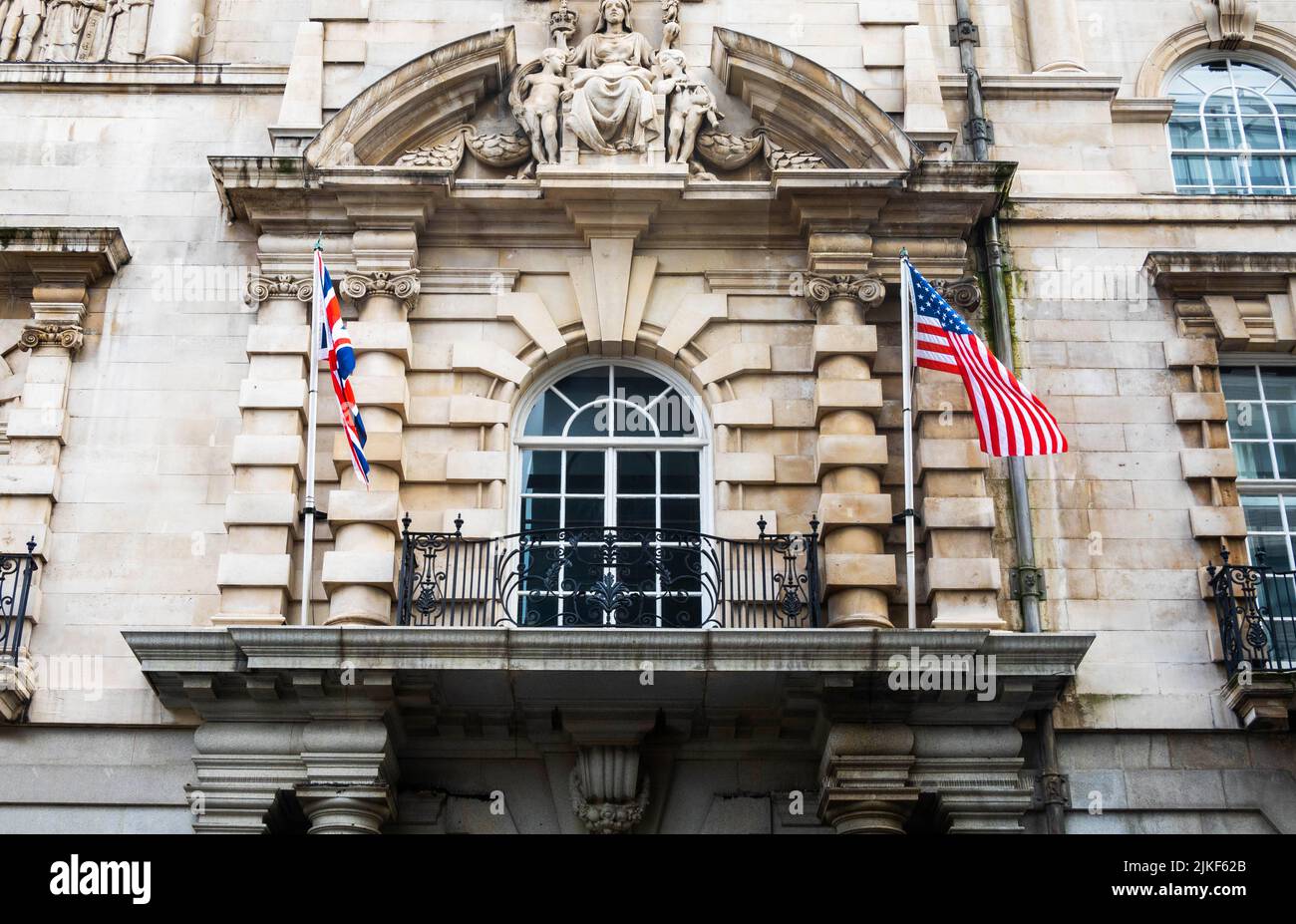 Aloft Hotel Liverpool, situato nel Royal Insurance Building, patrimonio dell'interesse di grado II Foto Stock