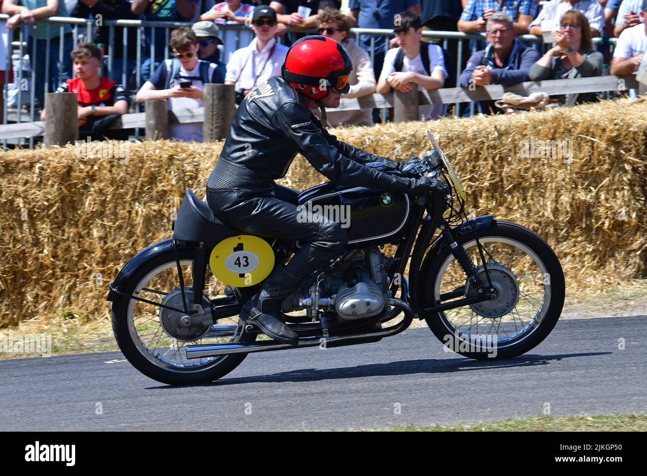 Sammy Miller, BMW Rennsport, due ruote Grand Prix Heroes, iconiche moto da corsa dalla fine degli anni '40 al 2021, Goodwood Festival of Speed, The Inno Foto Stock