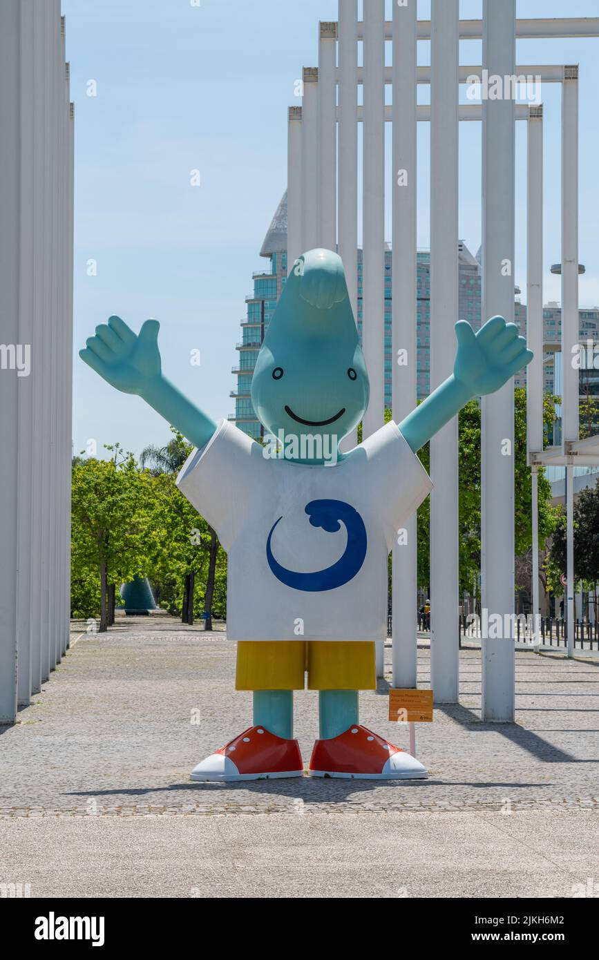 La bambola Gil, simbolo dell'Expo 98 all'Alameda dos Oceanos nel Parque das Nacoes Foto Stock