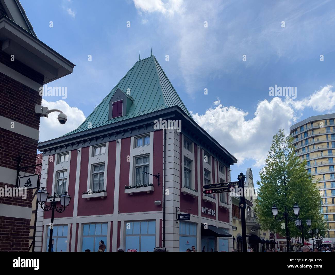 Alto edificio a Roermond Foto Stock