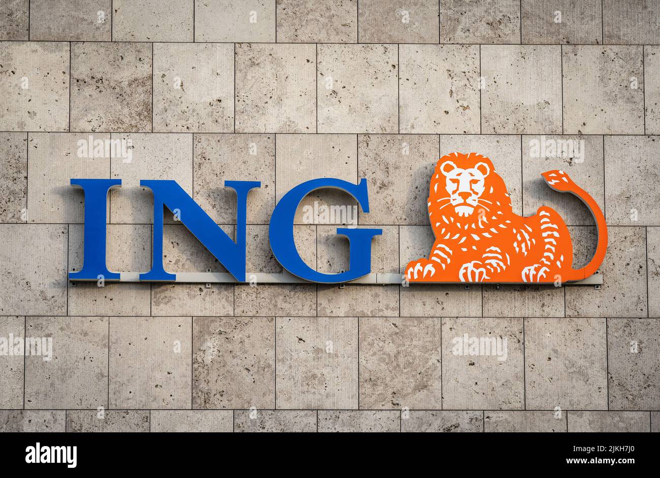 Amsterdam, Olanda settentrionale, Paesi Bassi, 30.07.2022, Logo di ING Group, una multinazionale olandese di servizi bancari e finanziari Foto Stock