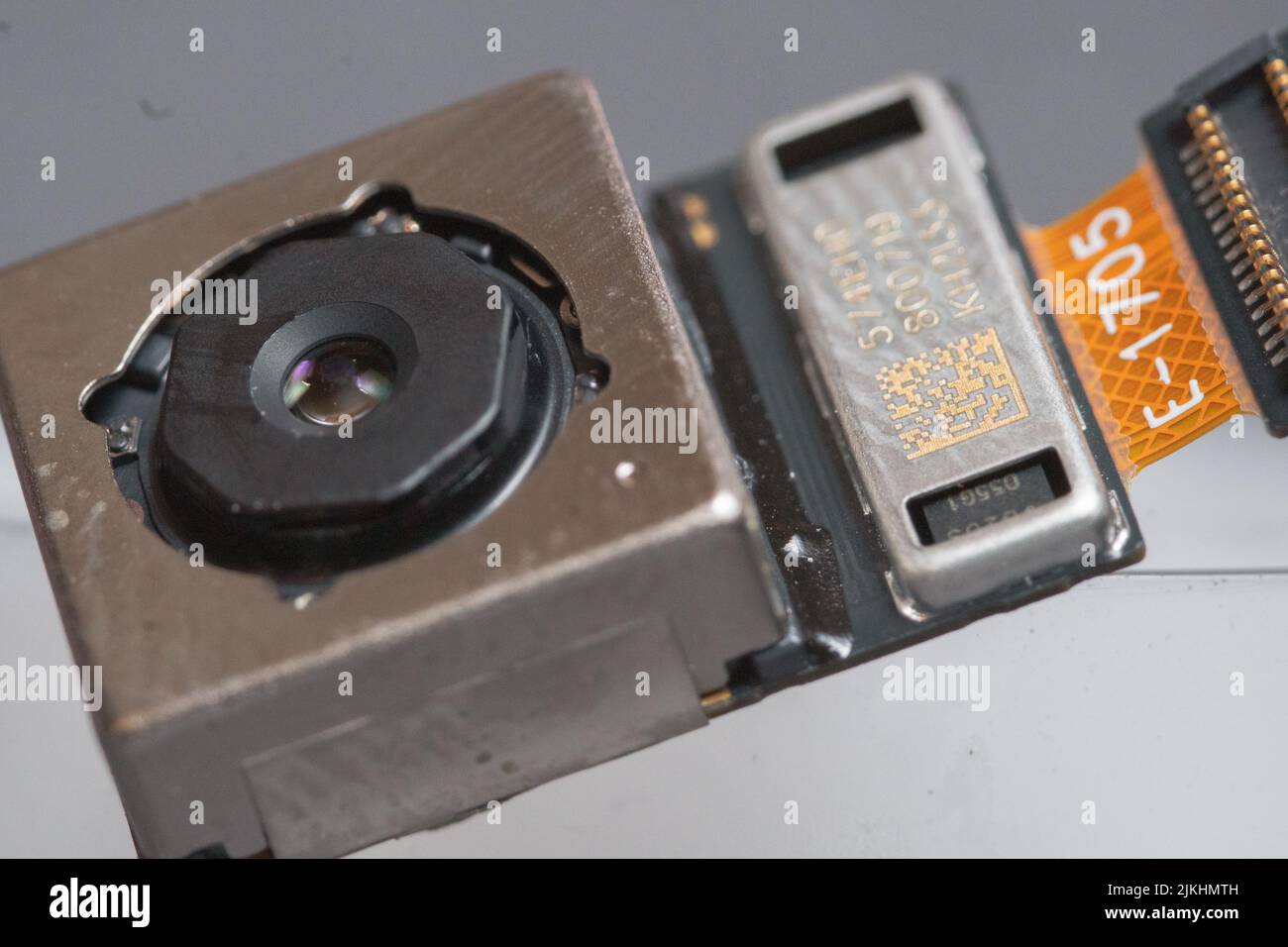 Un primo piano di un modulo di fotocamera di un telefono cellulare Foto Stock