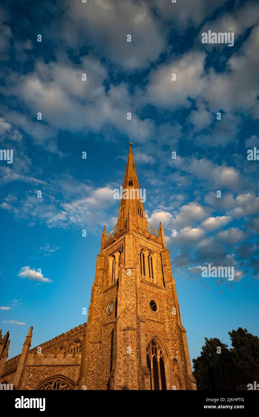 Thaxted Essex Inghilterra Thaxted Chiesa in serata sole 2022 luglio Foto Stock