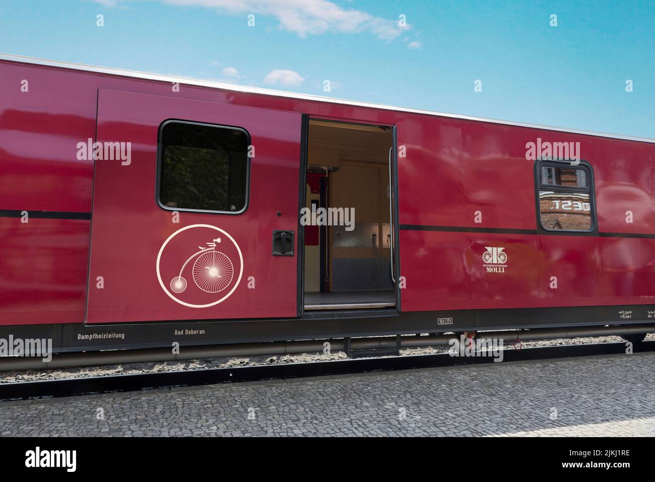 Carrozza della locomotiva a vapore Molli, ferrovia a scartamento ridotto, ferrovia, stazione, Kühlungsborn-West, Meclemburgo-Pomerania anteriore Foto Stock