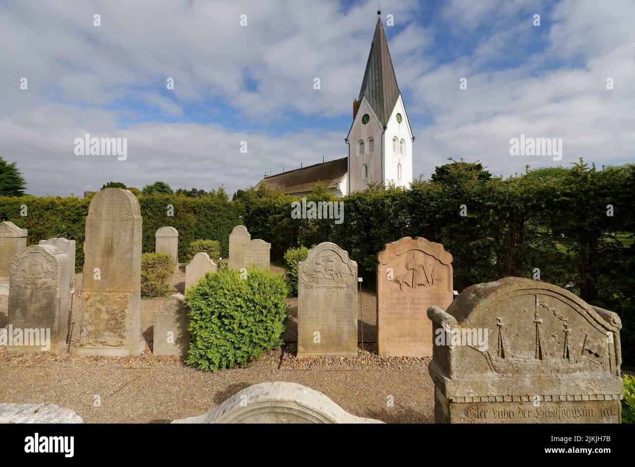 Chiesa del villaggio San Clemens in Nebel, Nebel, Amrum, Frisia del Nord, Mare del Nord, Isole Frisone del Nord, Parco Nazionale del Mare di Wadden, Parco Nazionale del Mare di Schleswig-Holstein, Schleswig-Holstein, Germania Foto Stock