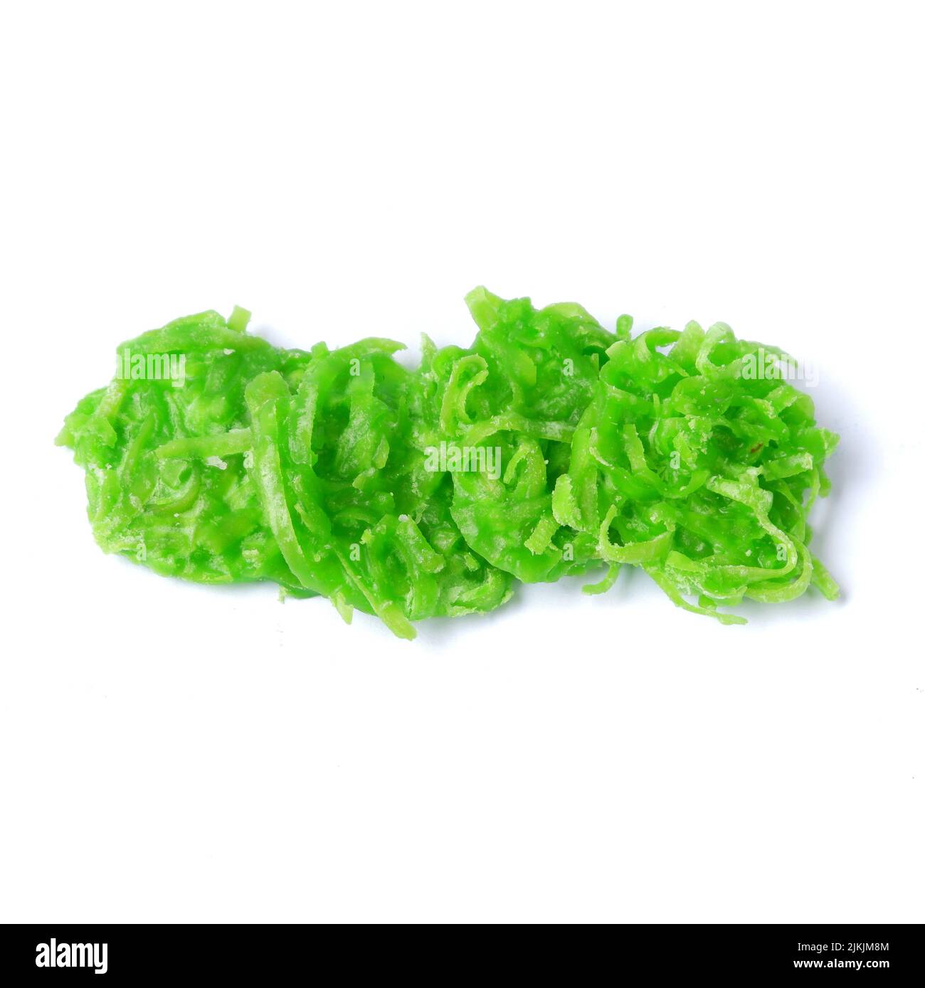 Uno spuntino giavanese tradizionale chiamato fiore di zucchero di cocco, isolato su uno sfondo bianco Foto Stock