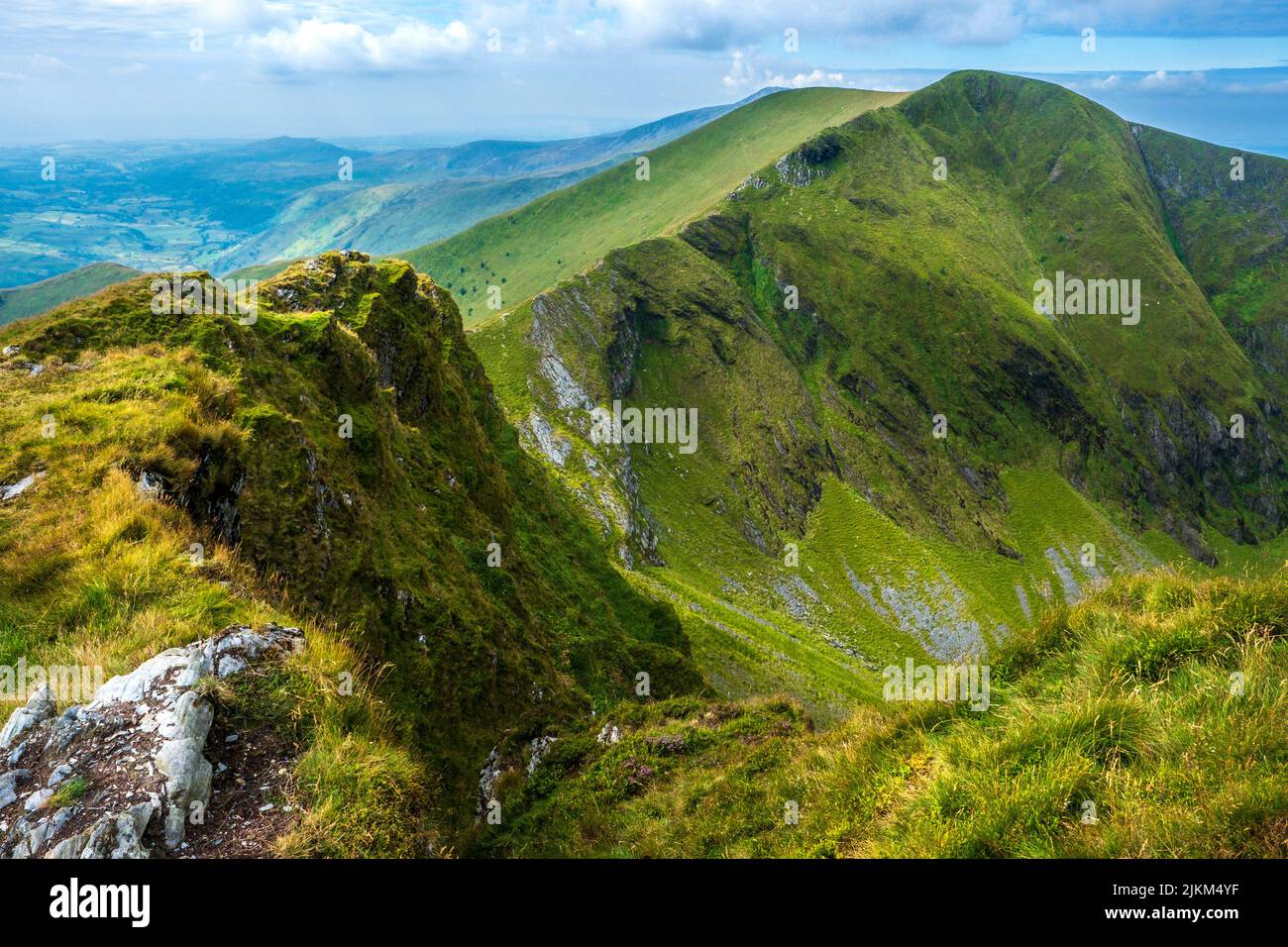 Il Nantlle Ridge, una passeggiata sul crinale di montagna a Snowdonia, Galles del Nord, Regno Unito Foto Stock