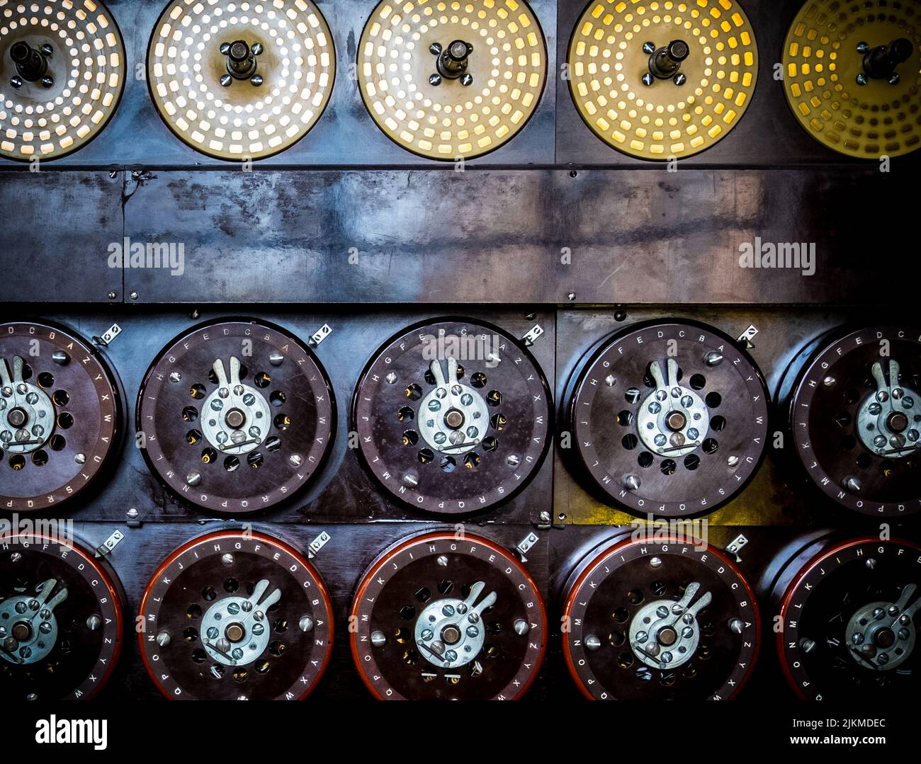 I quadranti indicatori della famosa macchina 'Bombe' del Bletchley Park usati per decifrare i messaggi cifrati 'Enigma' tedeschi. Gennaio 2017 Foto Stock