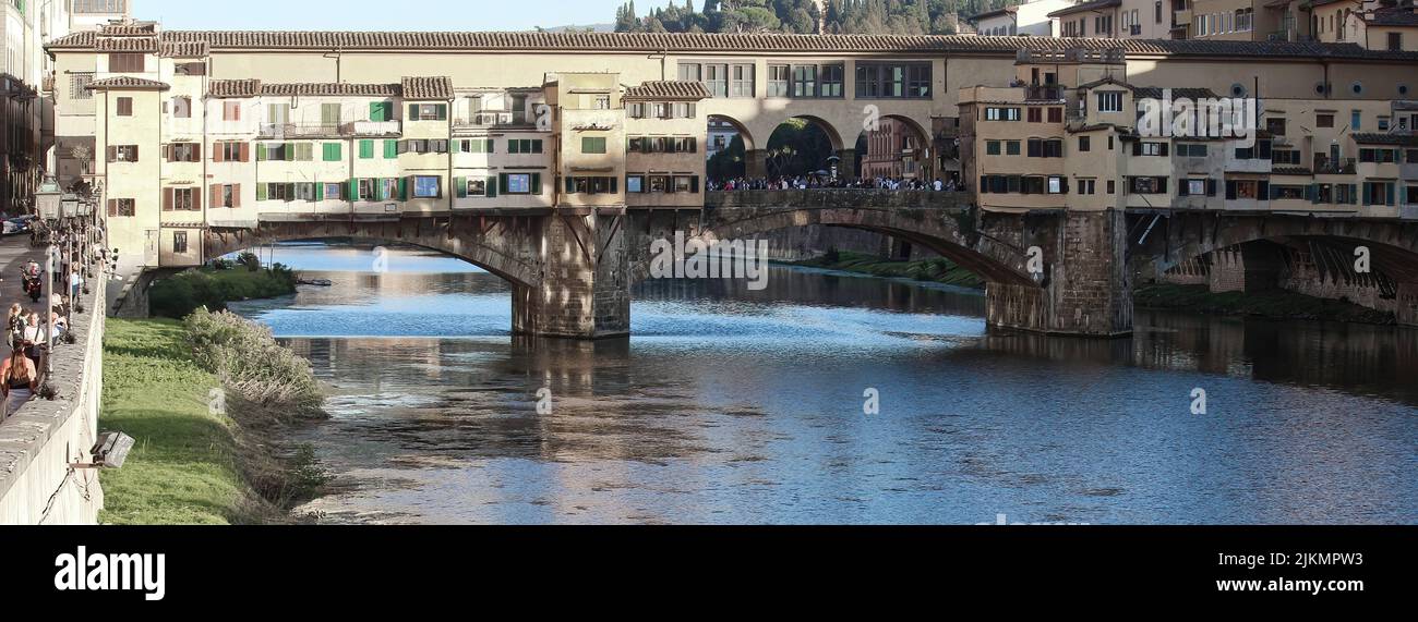 Firenze, Italia, Vista panoramica del Ponte Vecchio o Ponte Vecchio a Firenze, Toscana, Italia Foto Stock