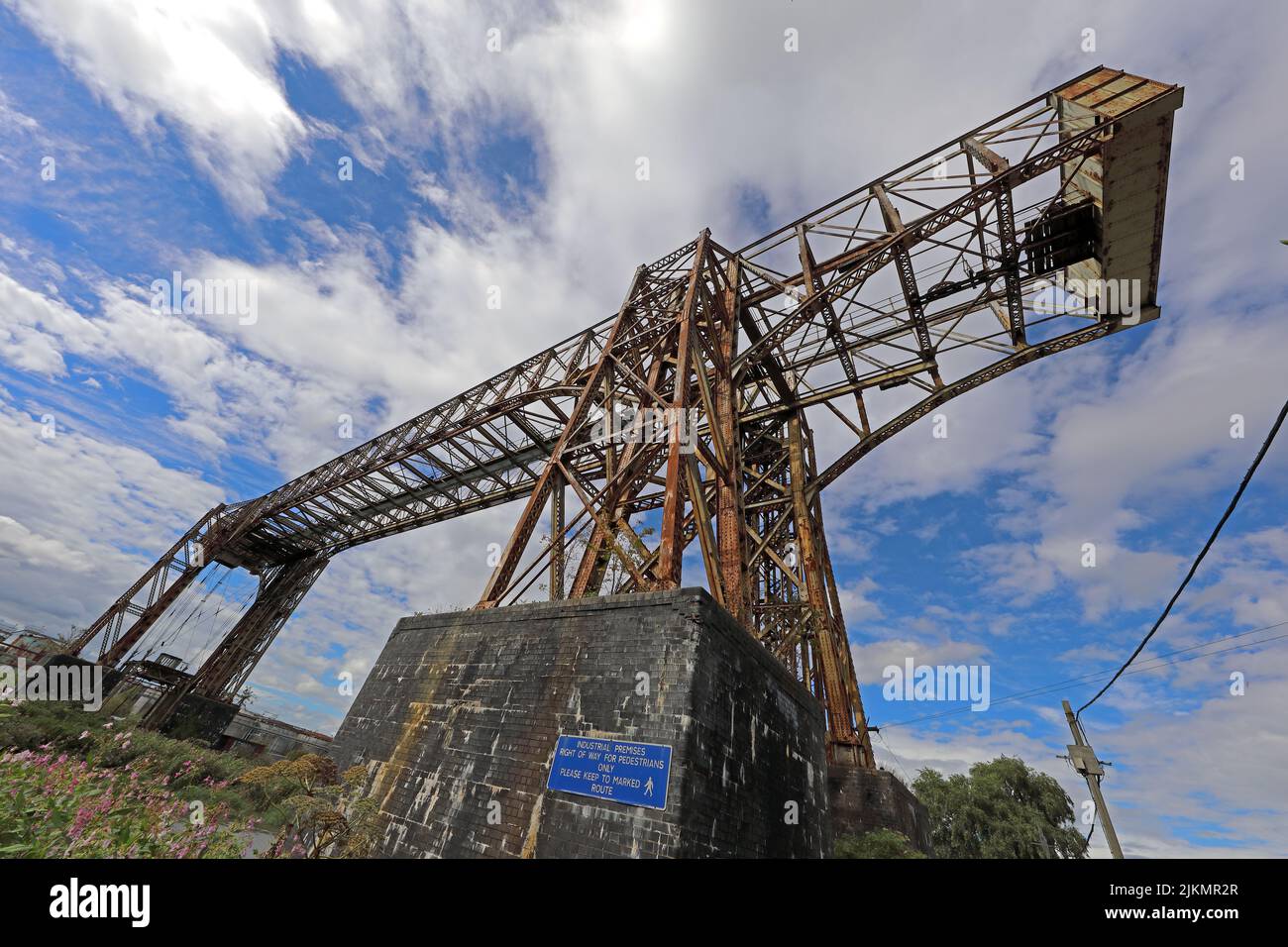 Warrington storico ponte di trasporto, sul fiume Mersey a Bank Quay , Crosfields Transporter Bridge, Cheshire, Inghilterra, Regno Unito Foto Stock