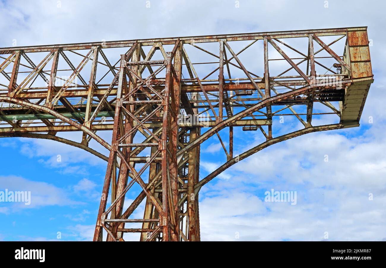Warrington storico ponte di trasporto, sul fiume Mersey a Bank Quay , Crosfields Transporter Bridge, Cheshire, Inghilterra, Regno Unito Foto Stock