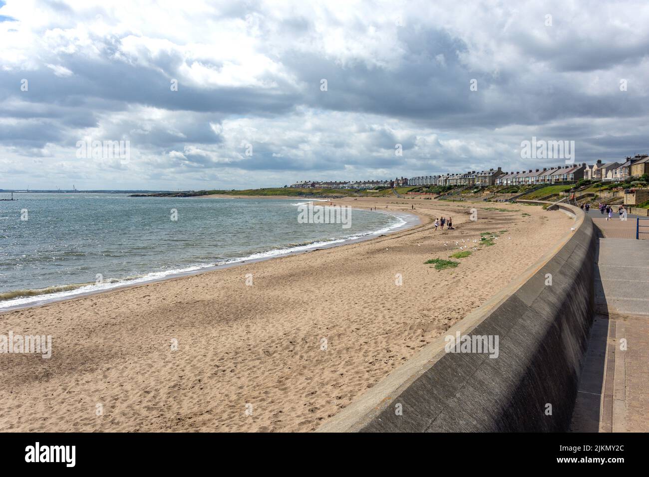 Newbiggen-by-the-Sea Beach and Promenade, Newbiggen-by-the-Sea, Northumberland, Inghilterra, Regno Unito Foto Stock