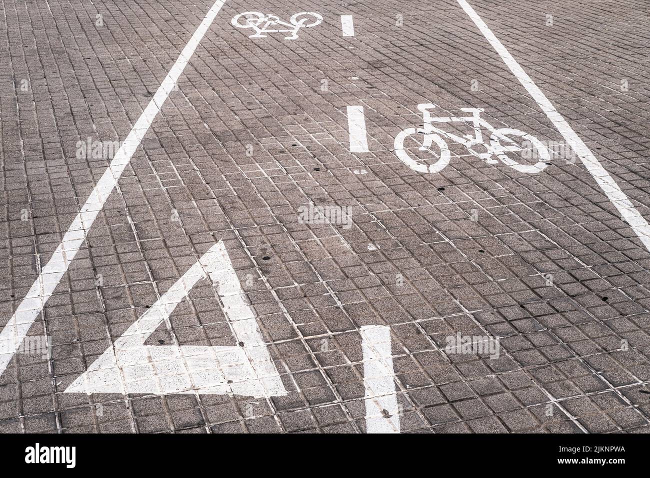 cartello stradale in un'esclusiva pista ciclabile Foto Stock