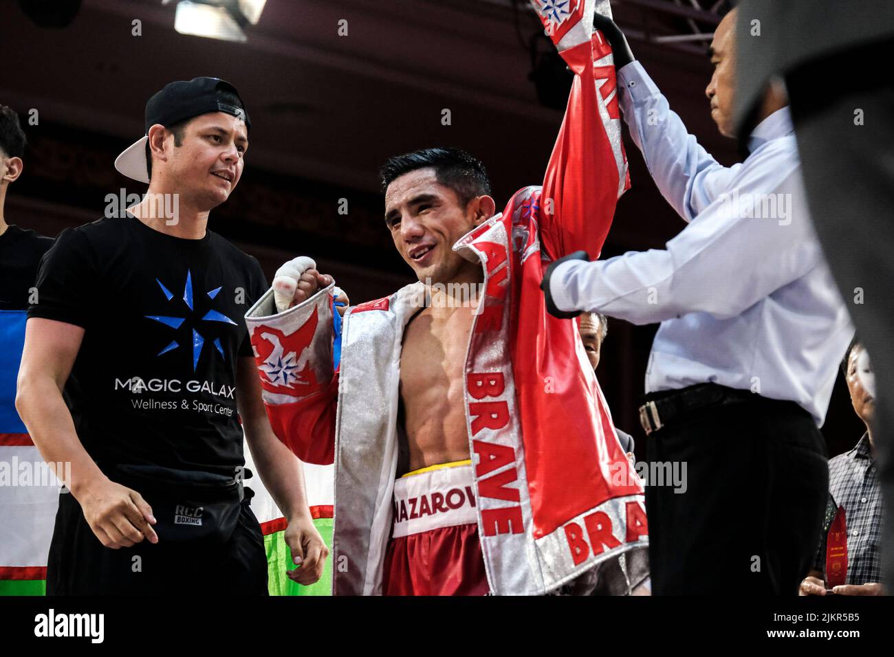 Ho Tram, Vietnam - Luglio 30th 2022: Nazarov Olimpio vs Bienvenido Ligas, WBO flyweight titolo bout. Foto Stock