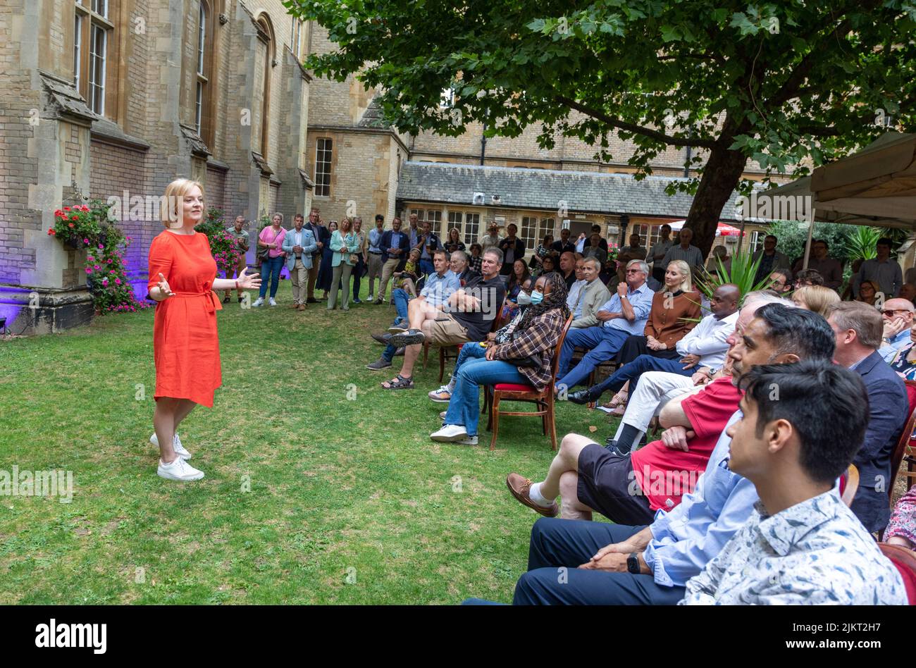 Liz Truss parla al Hustings il 28th luglio 2022 al Royal Patriotic Building Wandsworth Common London Foto Stock