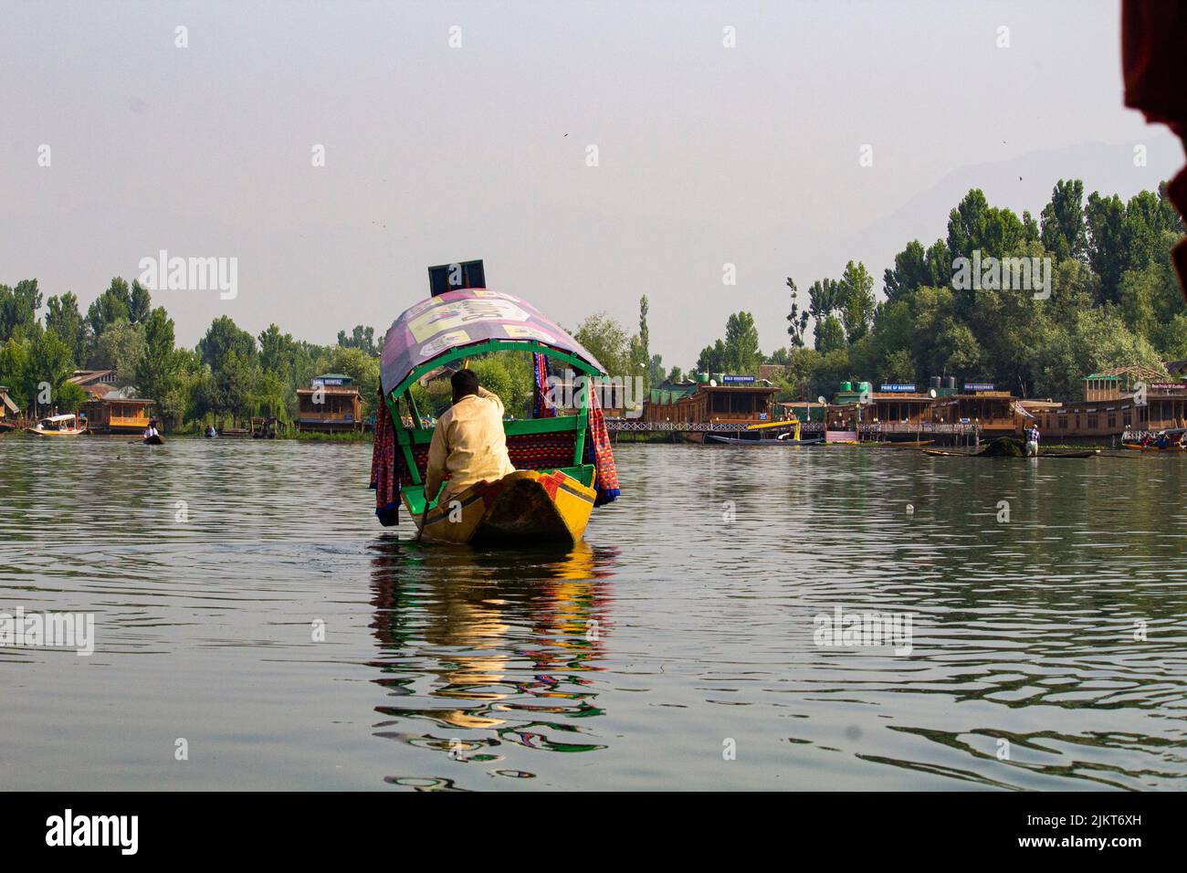 Dal lago, kashmir casa barca Foto Stock