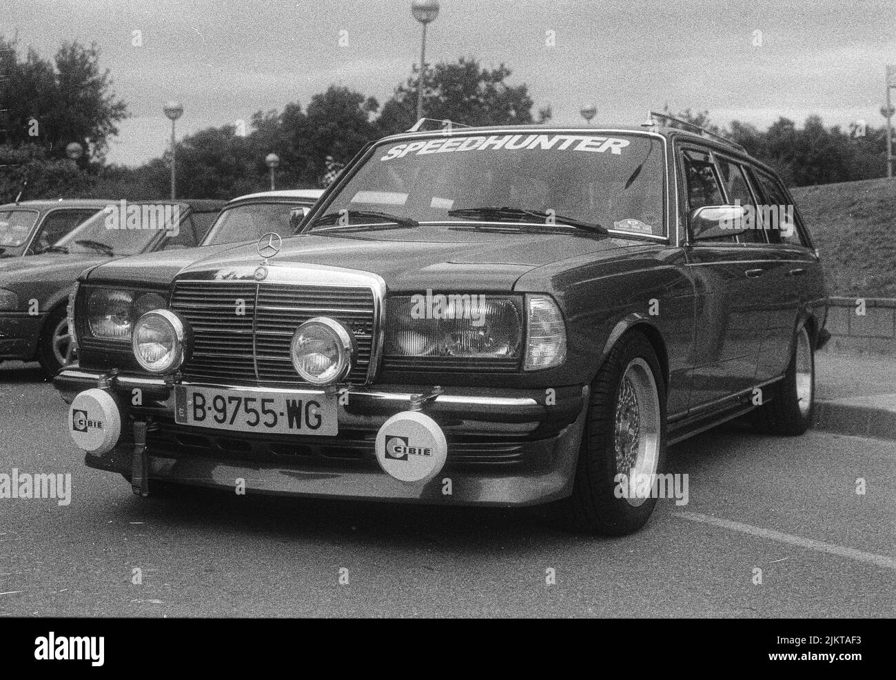 Classica auto di lusso in stile personalizzato, Mercedes Benz W123 Foto Stock